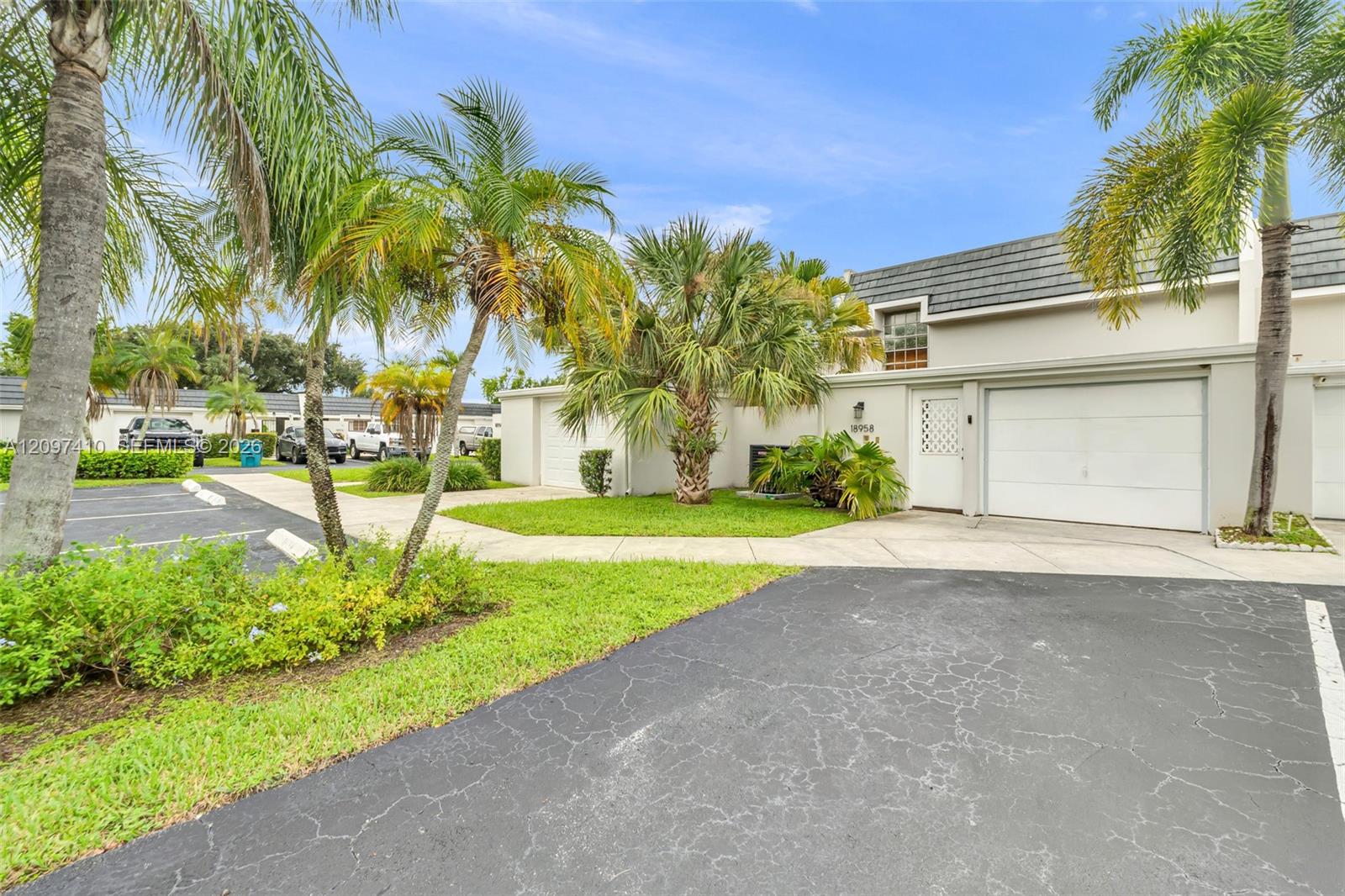 18958 Bobolink Drive