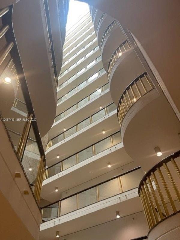 2843 S Bayshore Drive