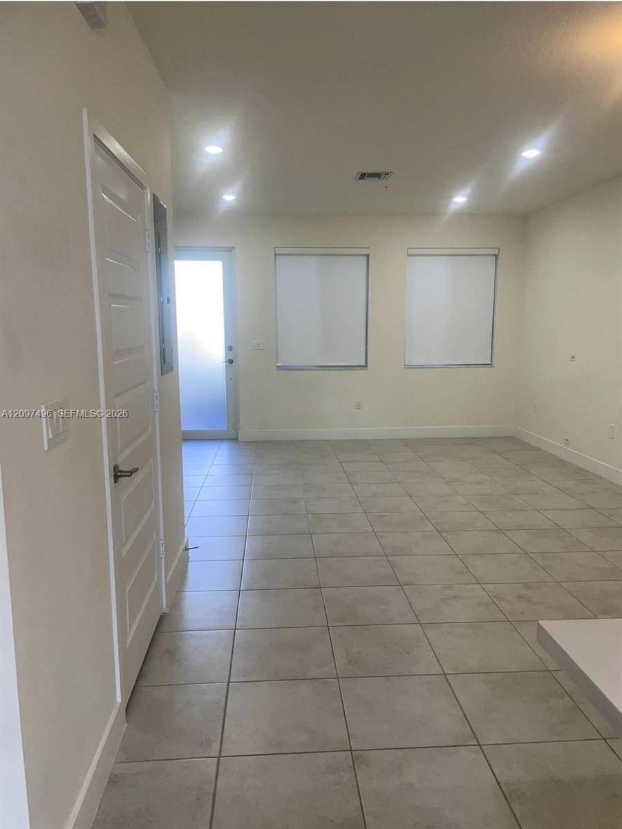 6455 NW 103rd Place gallery image #6