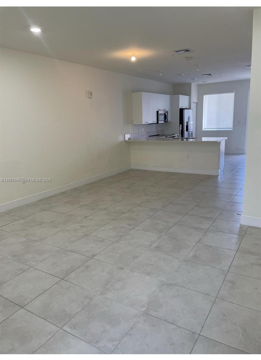 6455 NW 103rd Place gallery image #7