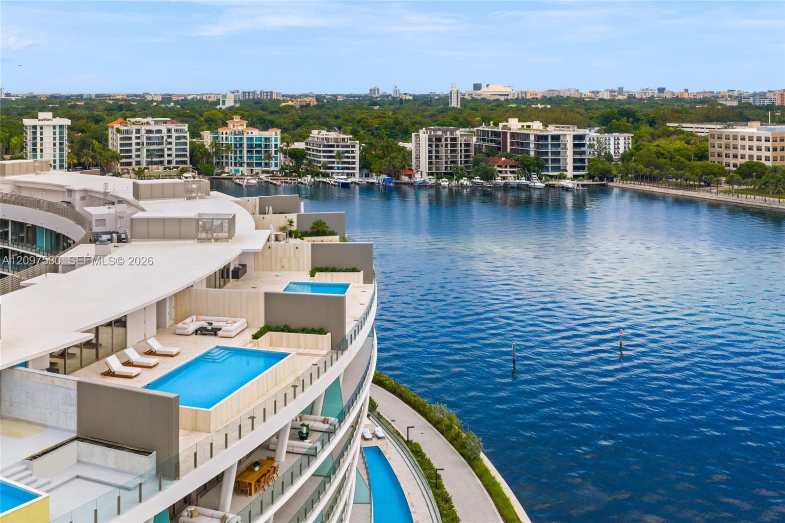 5 Grove Isle Drive