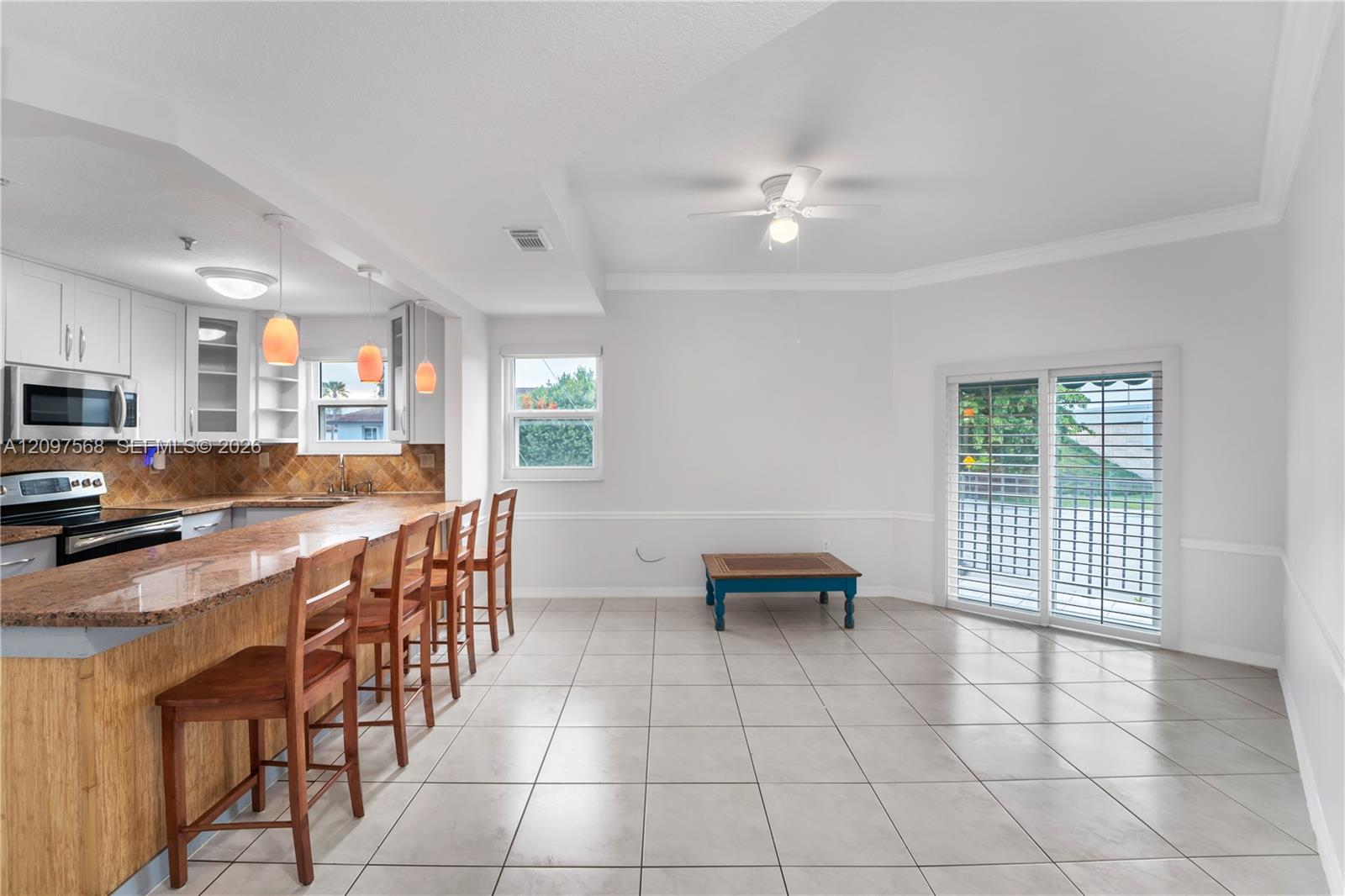 955 NW 82nd Avenue