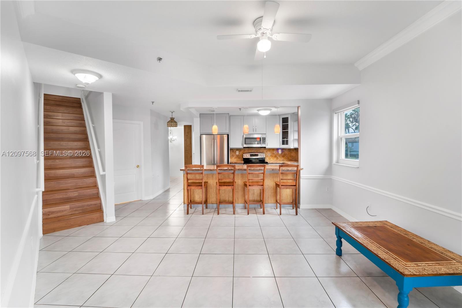 955 NW 82nd Avenue