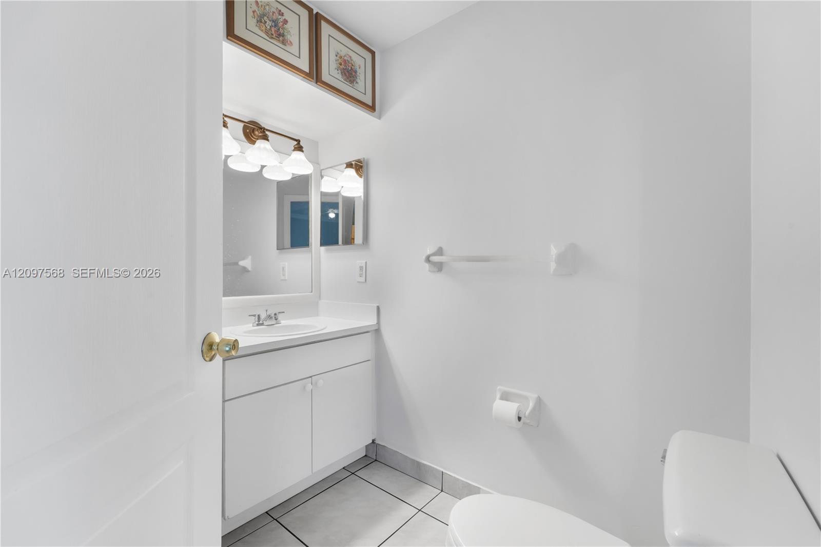 955 NW 82nd Avenue