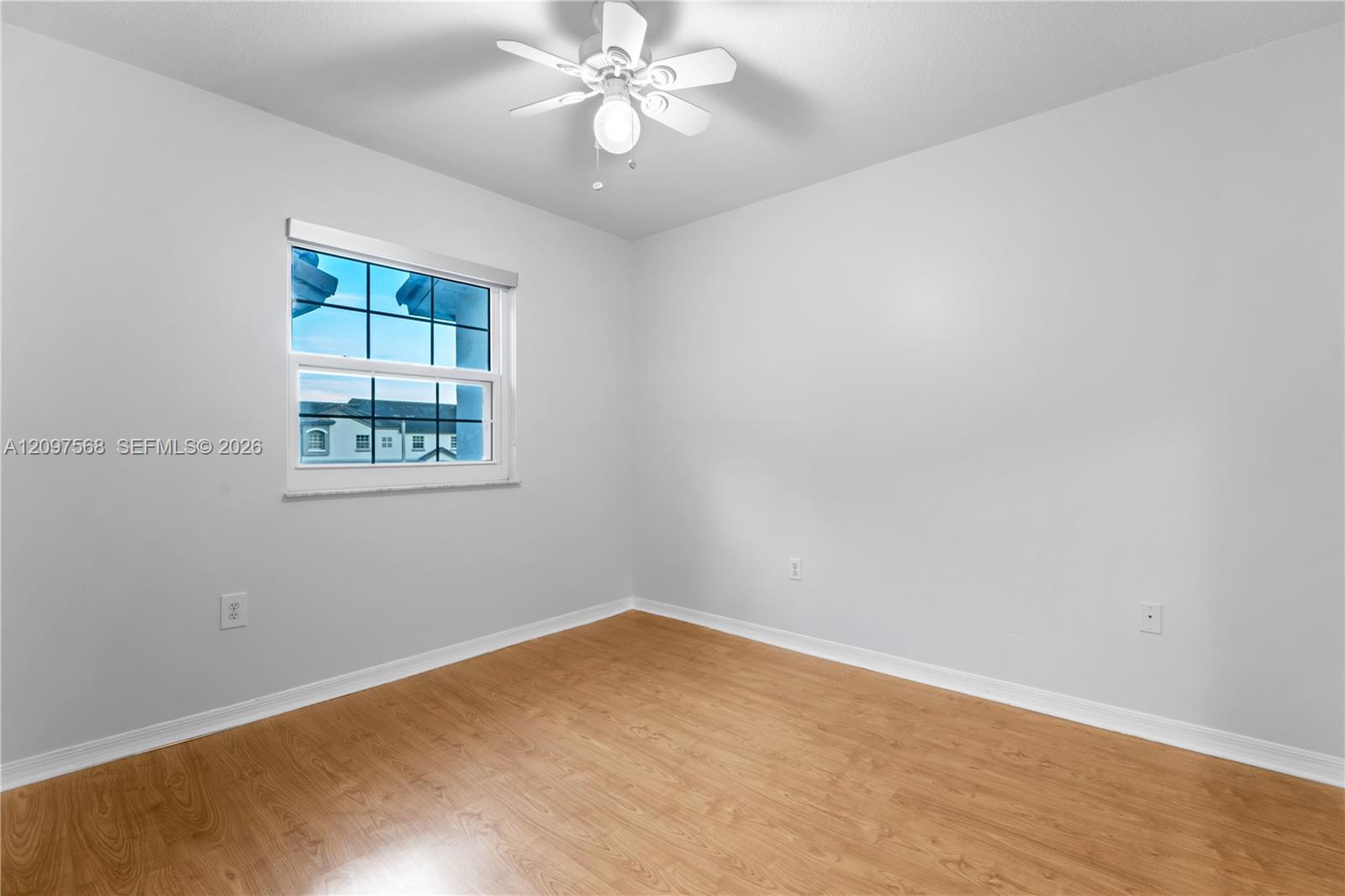 955 NW 82nd Avenue