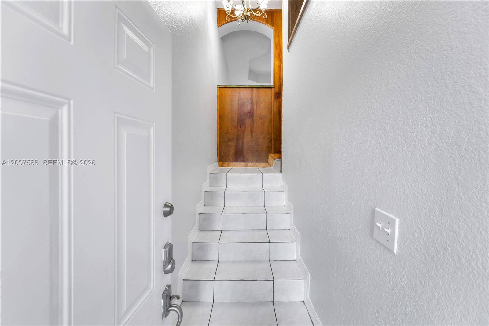 955 NW 82nd Avenue