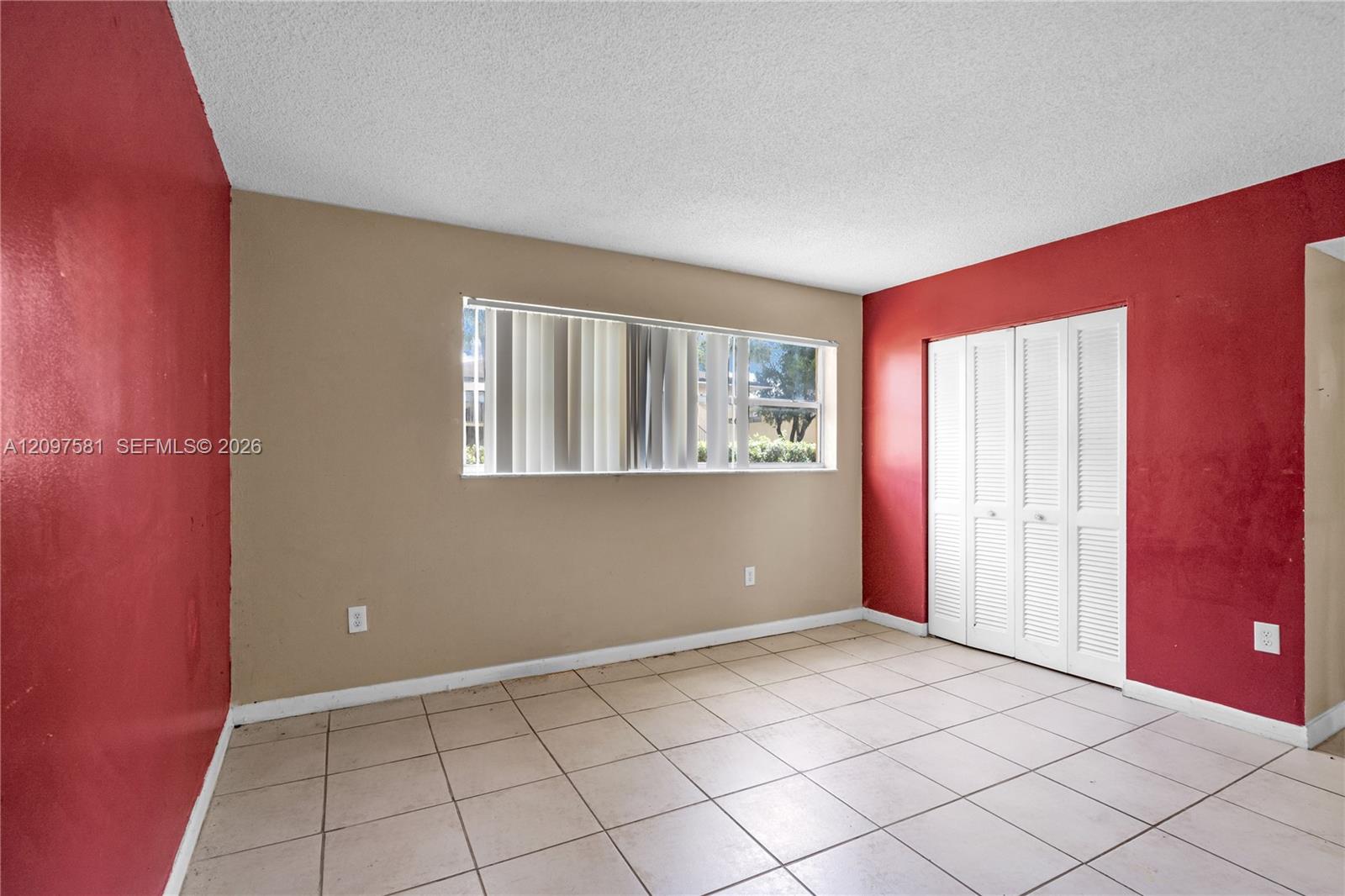 15609 SW 73rd Cir Terrace