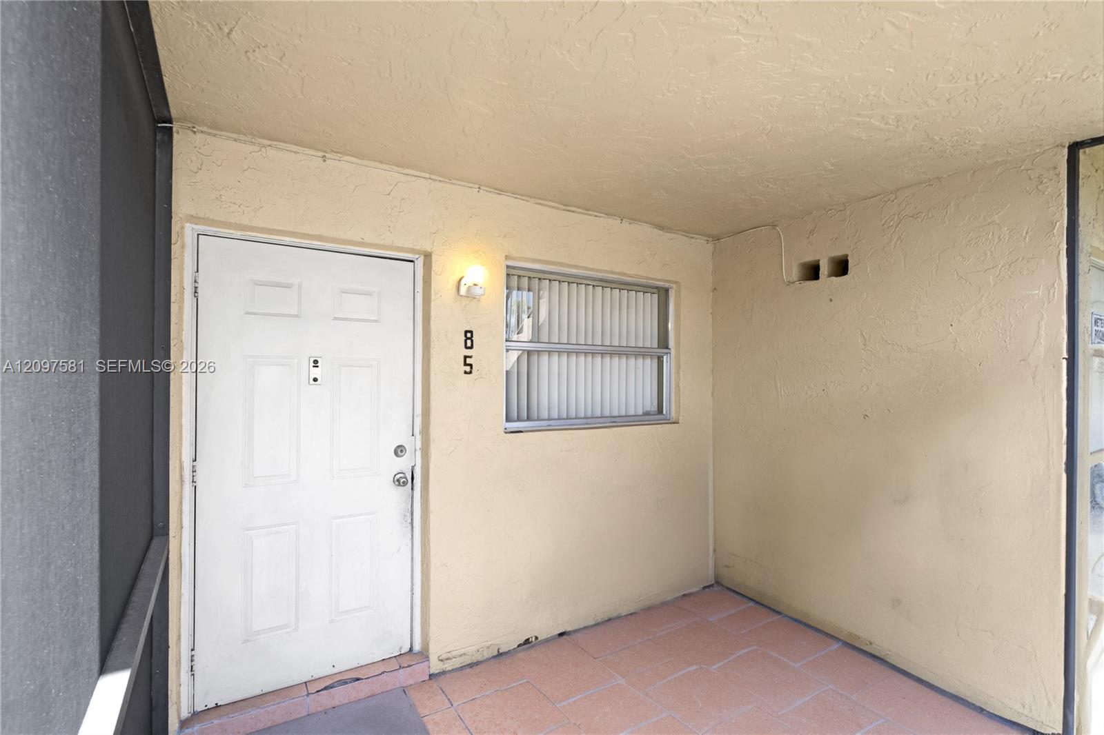 15609 SW 73rd Cir Terrace