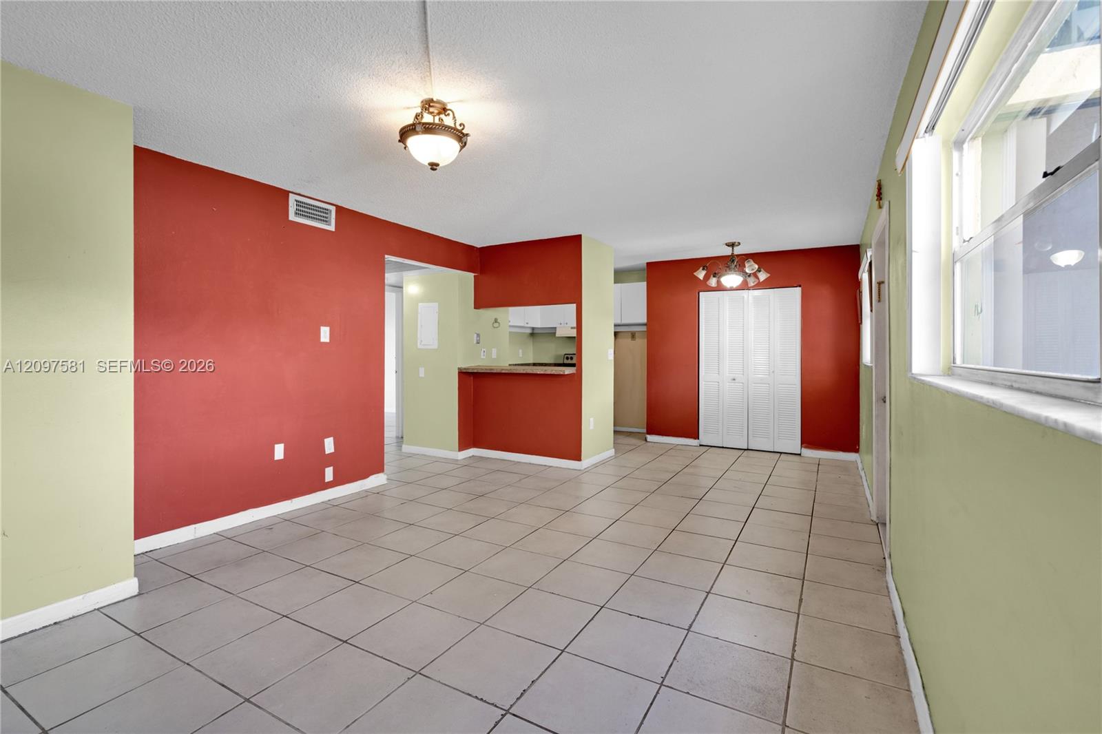 15609 SW 73rd Cir Terrace