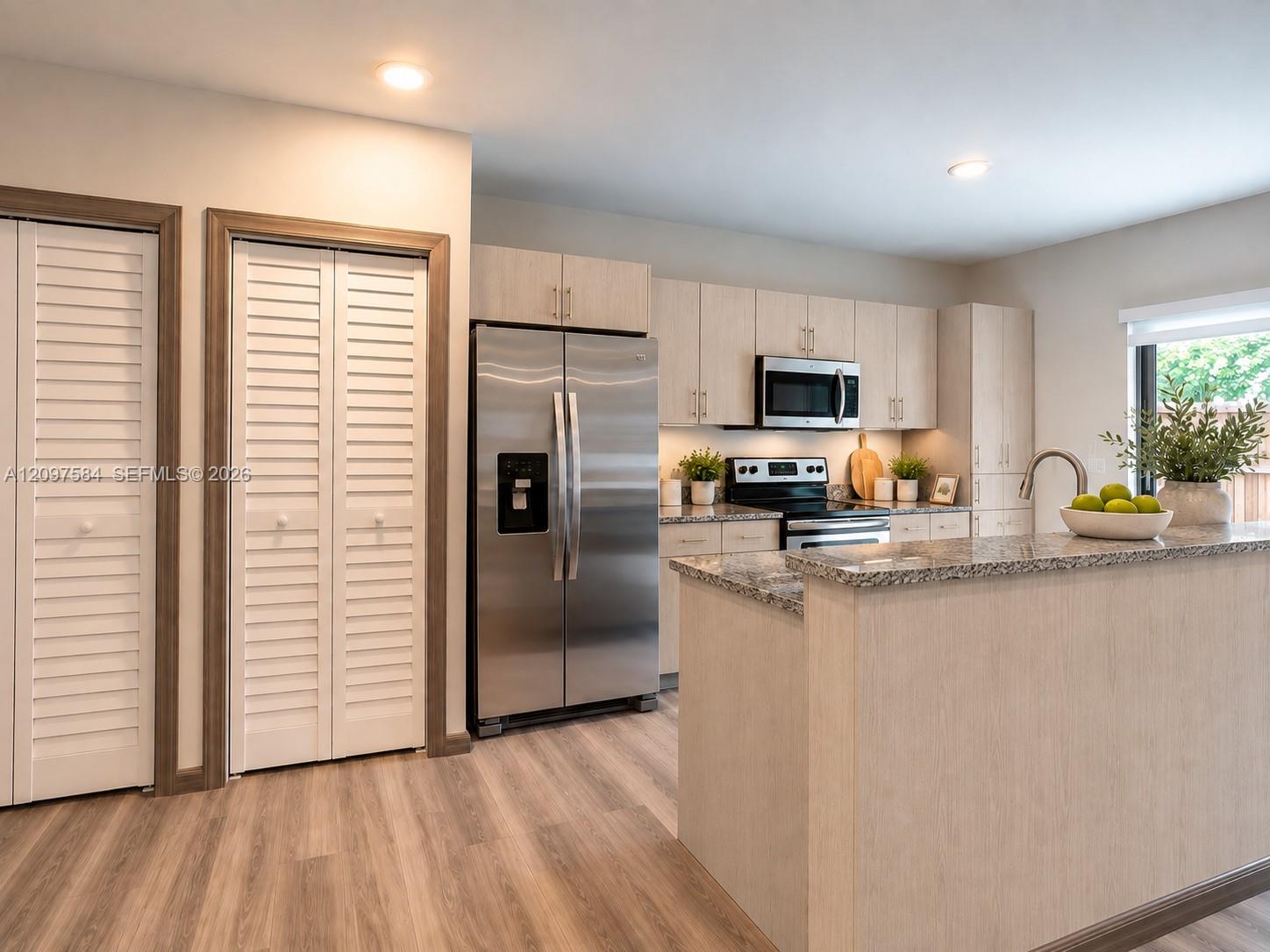 916 NW 8th Street
