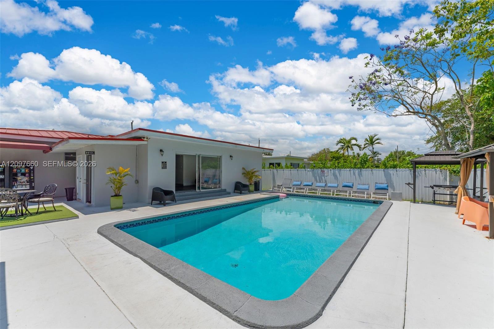 6355 SW 30th Street