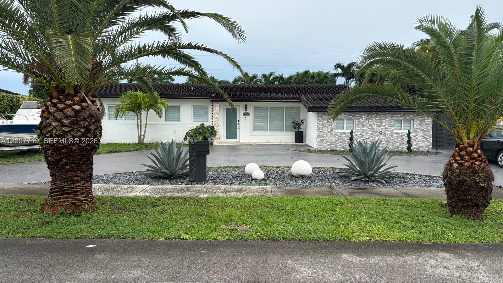 10450 SW 42nd Terrace