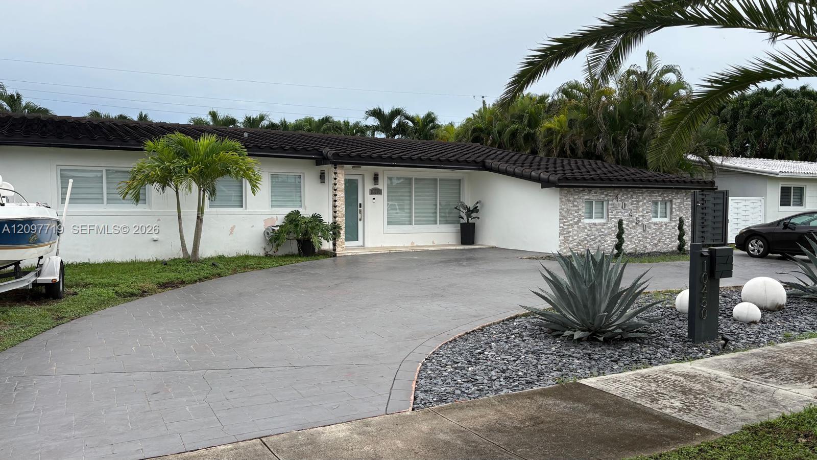 10450 SW 42nd Terrace