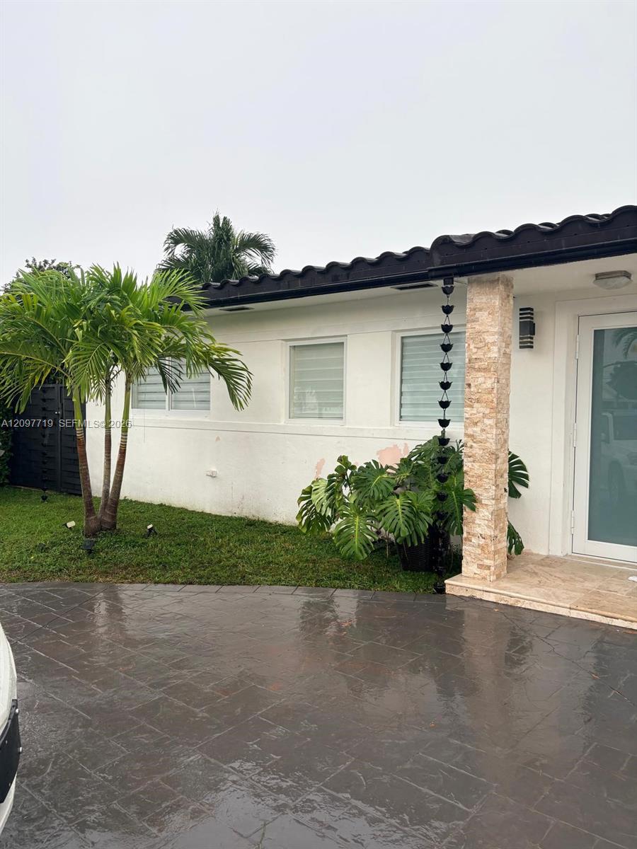 10450 SW 42nd Terrace