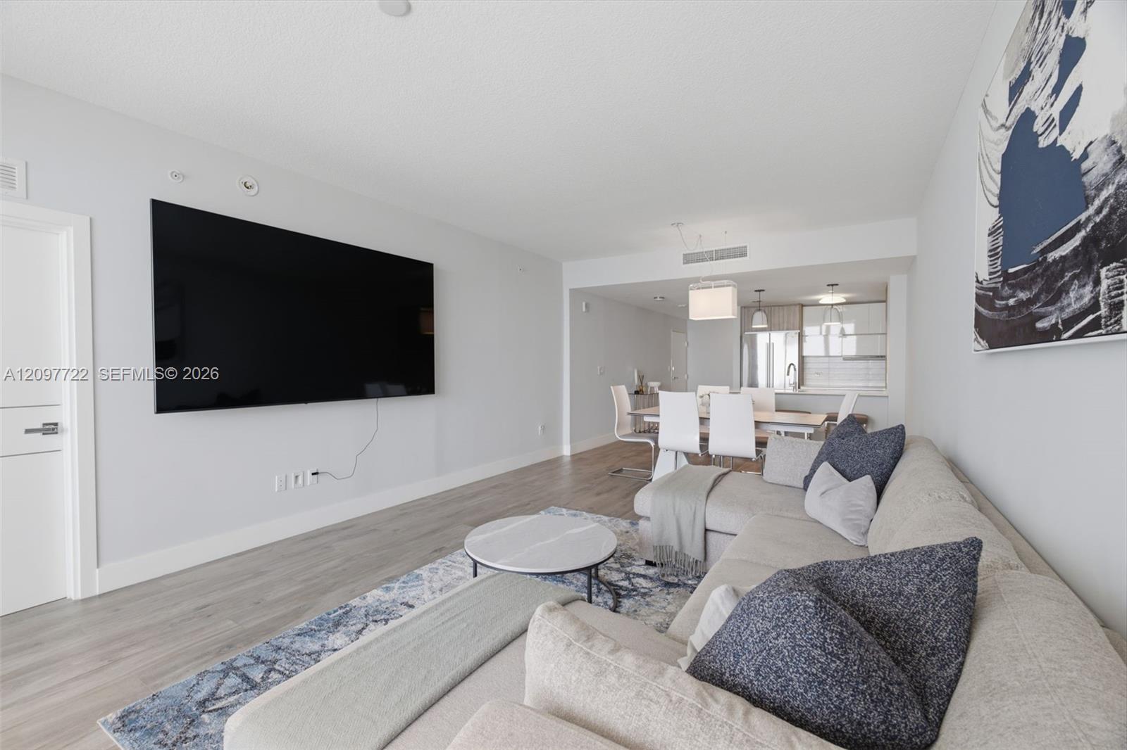 600 NE 27th Street