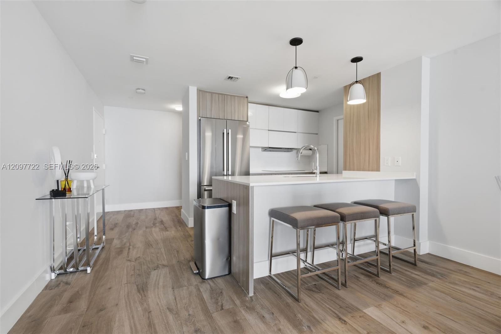 600 NE 27th Street