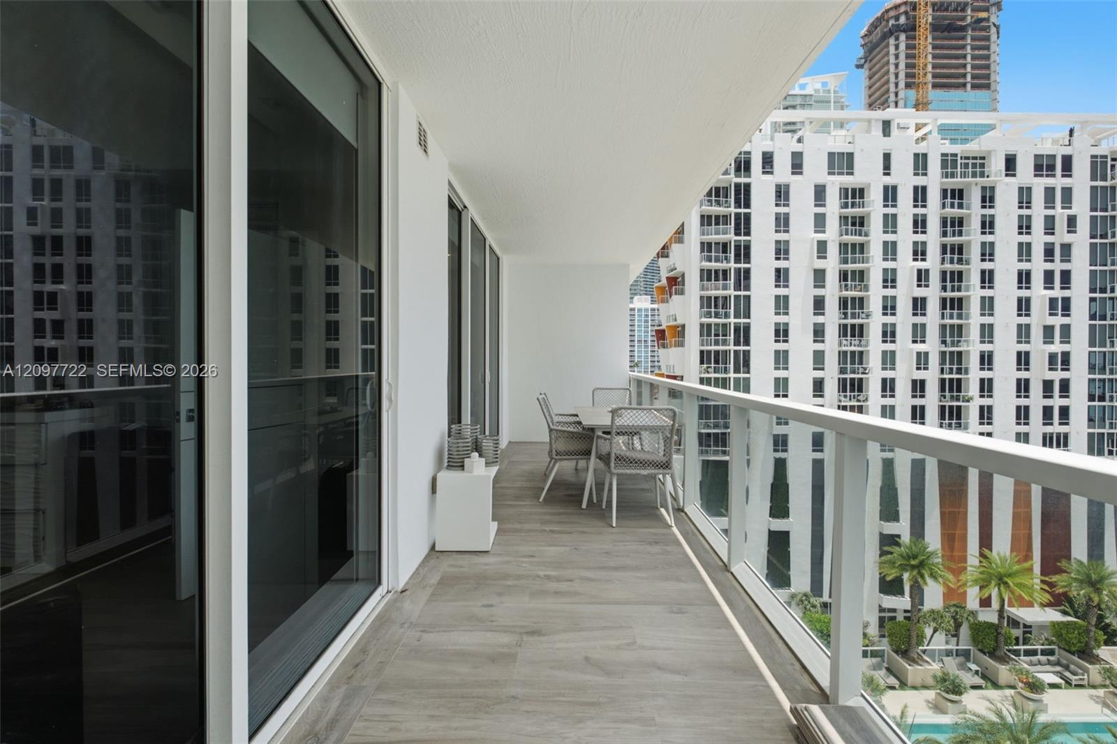 600 NE 27th Street