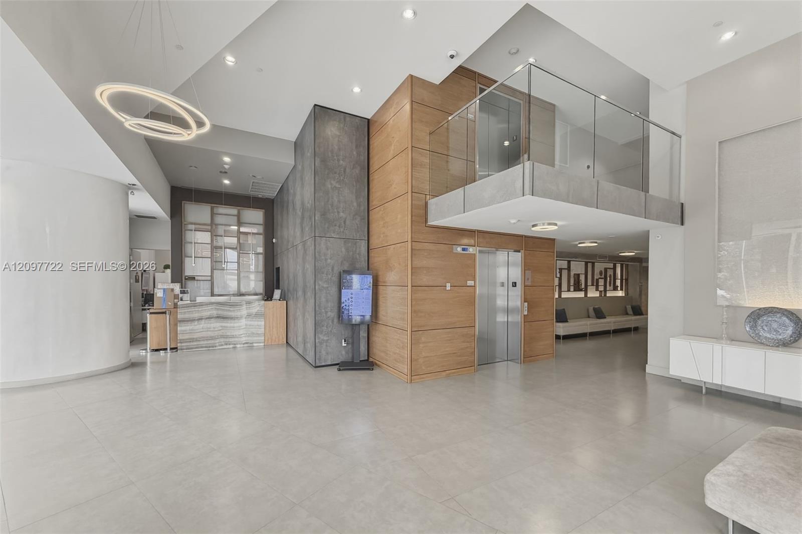 600 NE 27th Street
