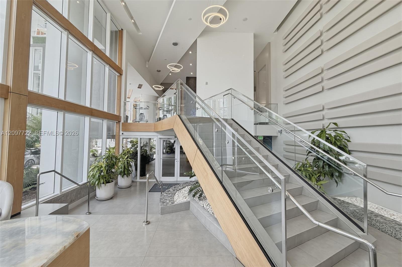 600 NE 27th Street