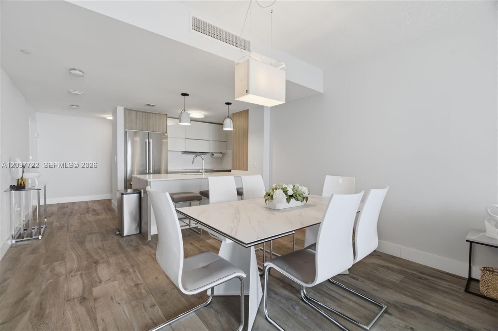 600 NE 27th Street