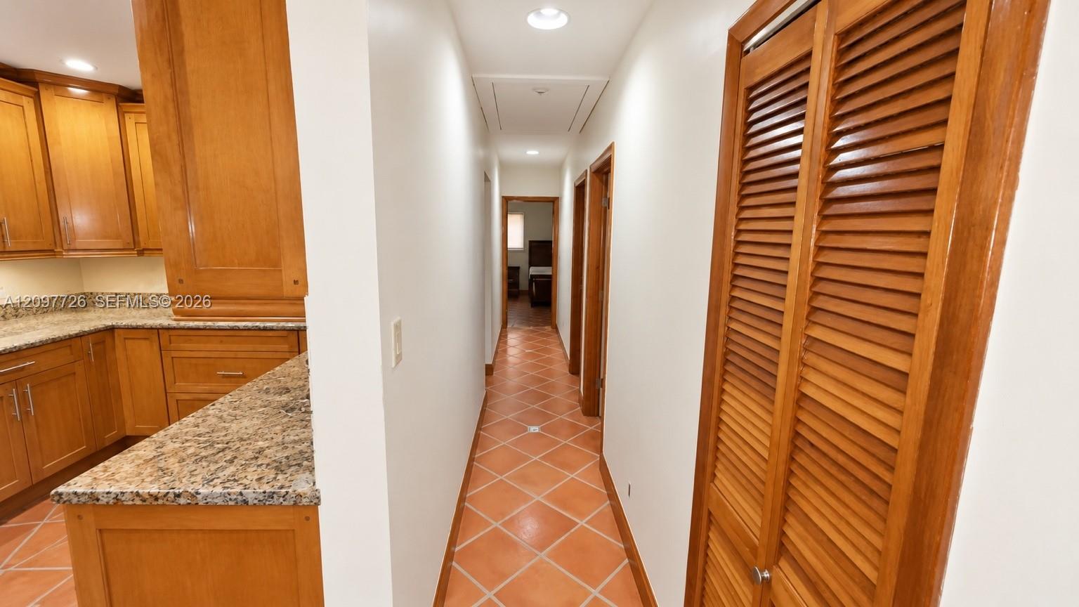 333 Whitethorn Drive