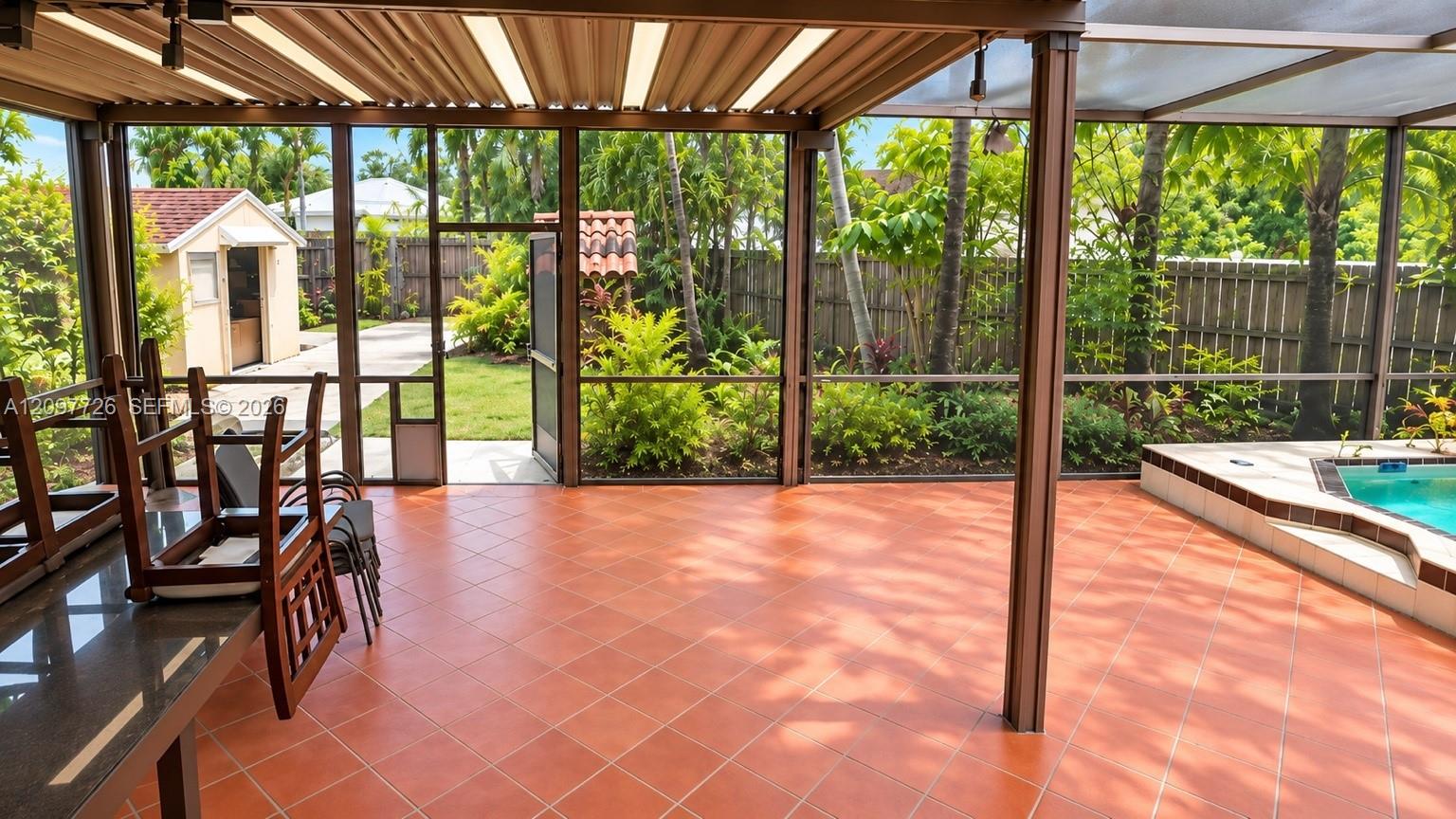 333 Whitethorn Drive