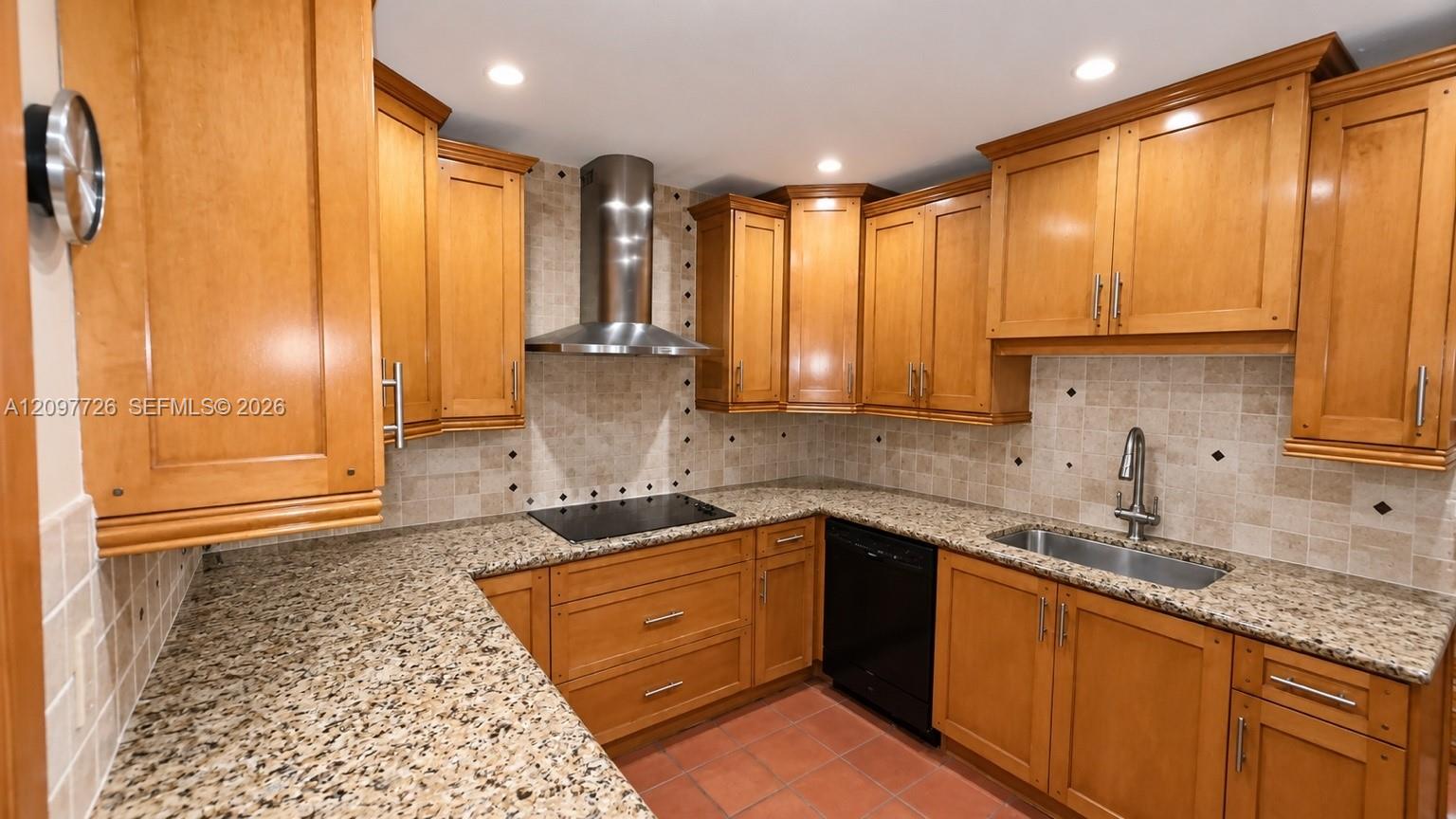 333 Whitethorn Drive