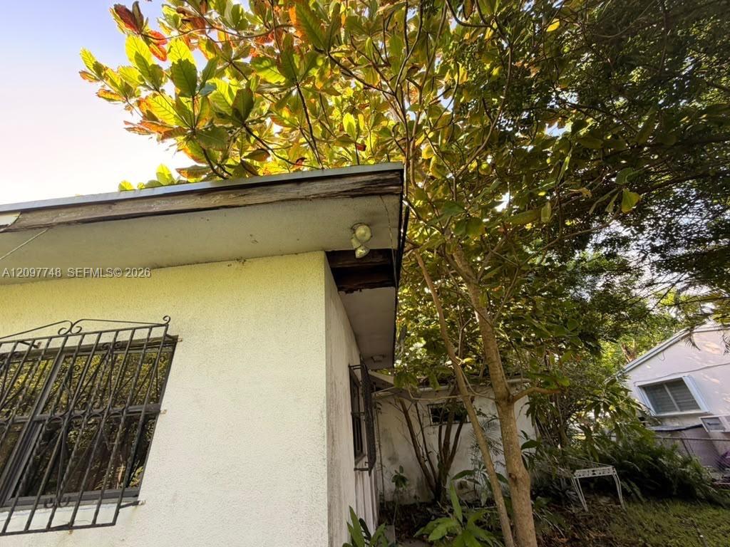 5861 SW 63rd Court