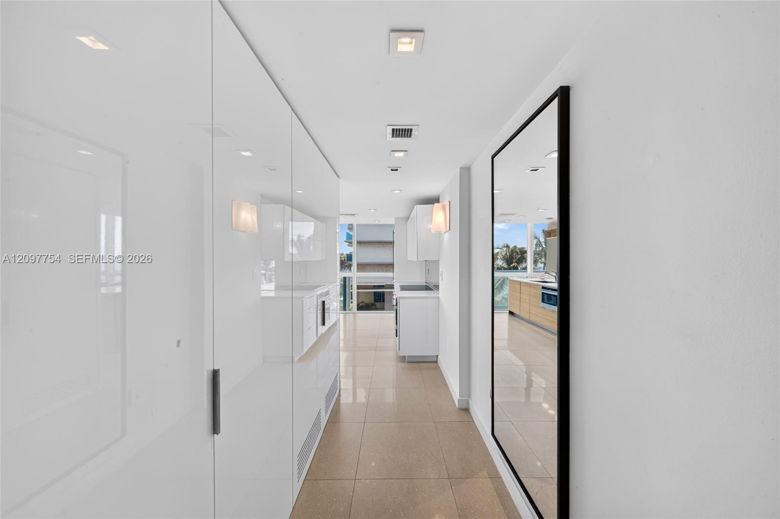 665 NE 25th Street