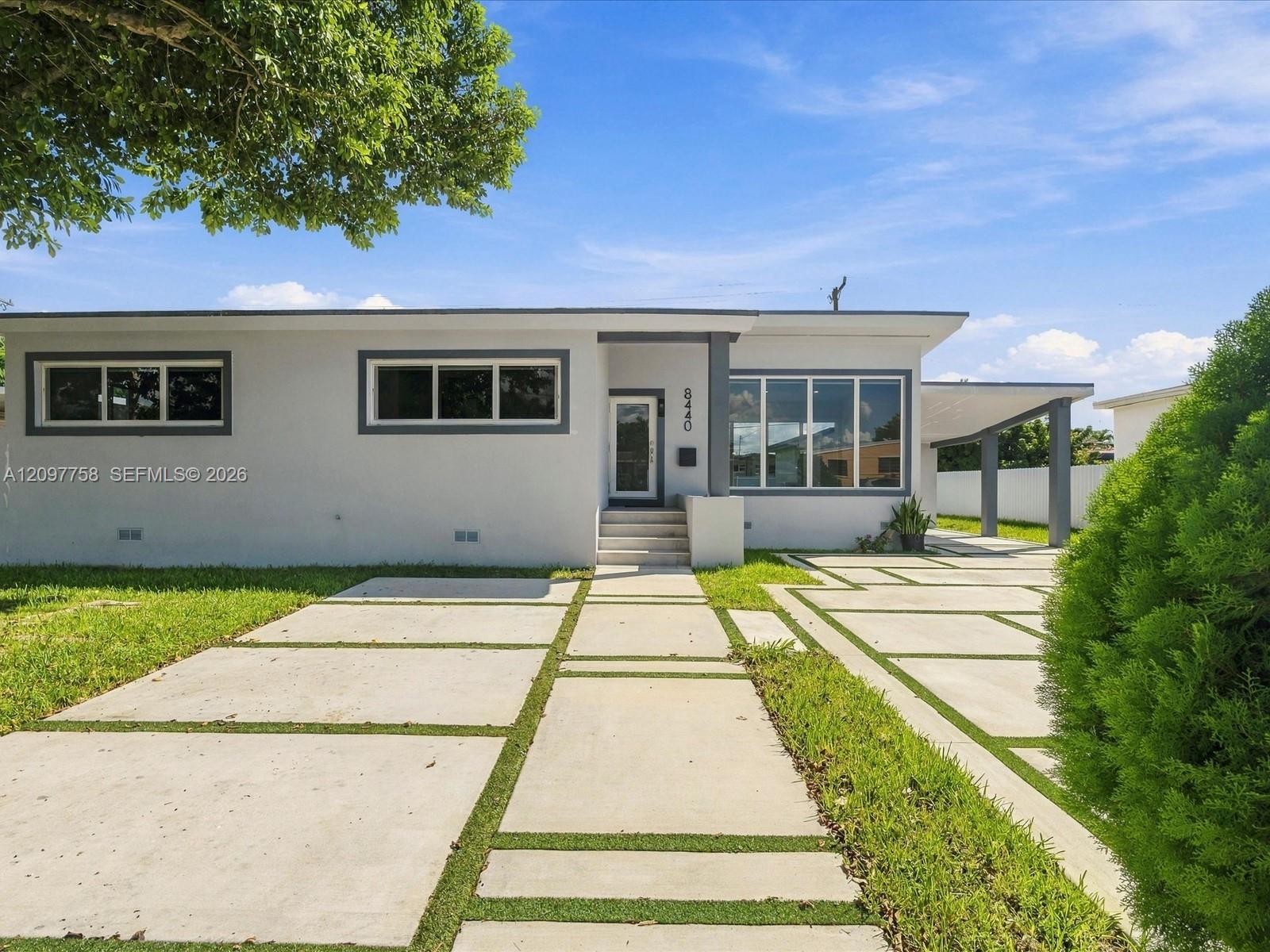 8440 SW 34th Terrace