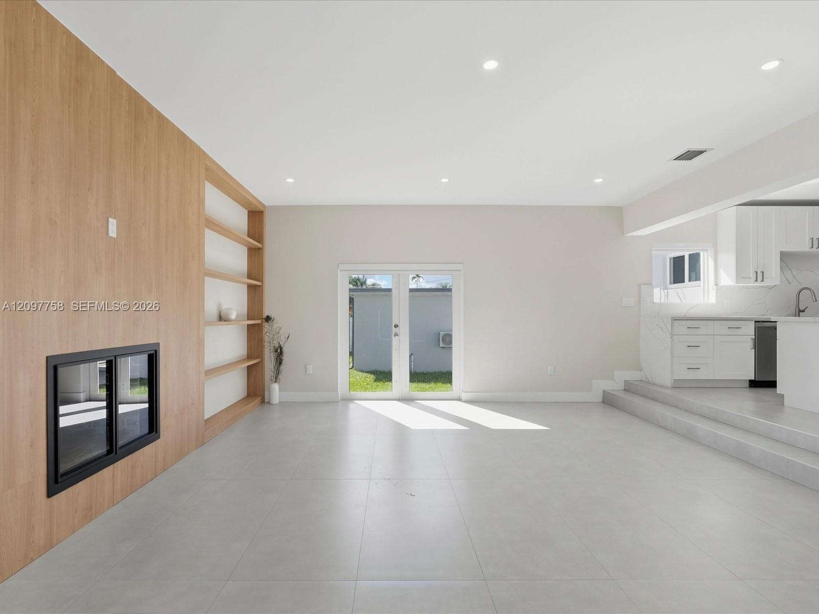 8440 SW 34th Terrace