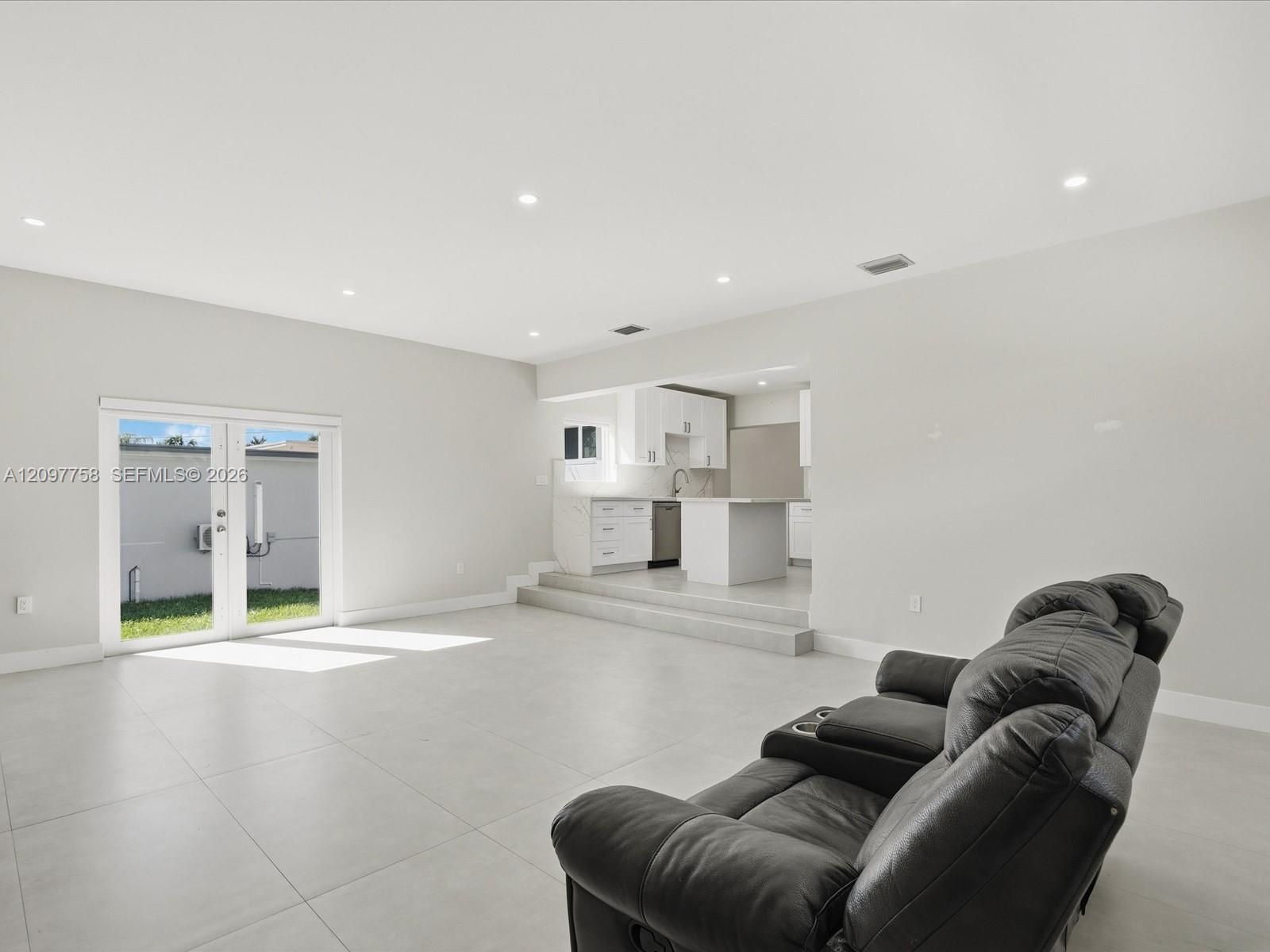 8440 SW 34th Terrace