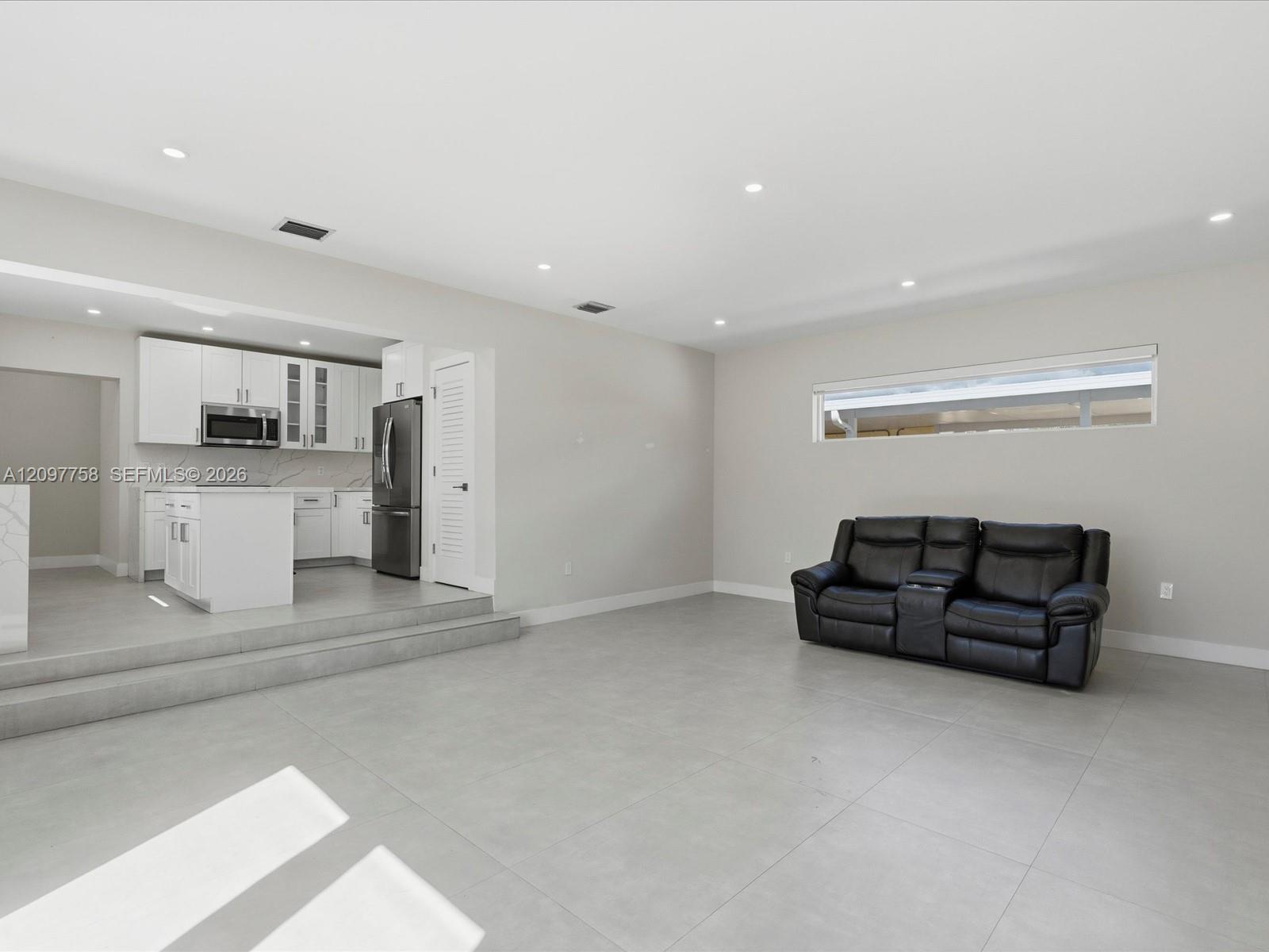 8440 SW 34th Terrace