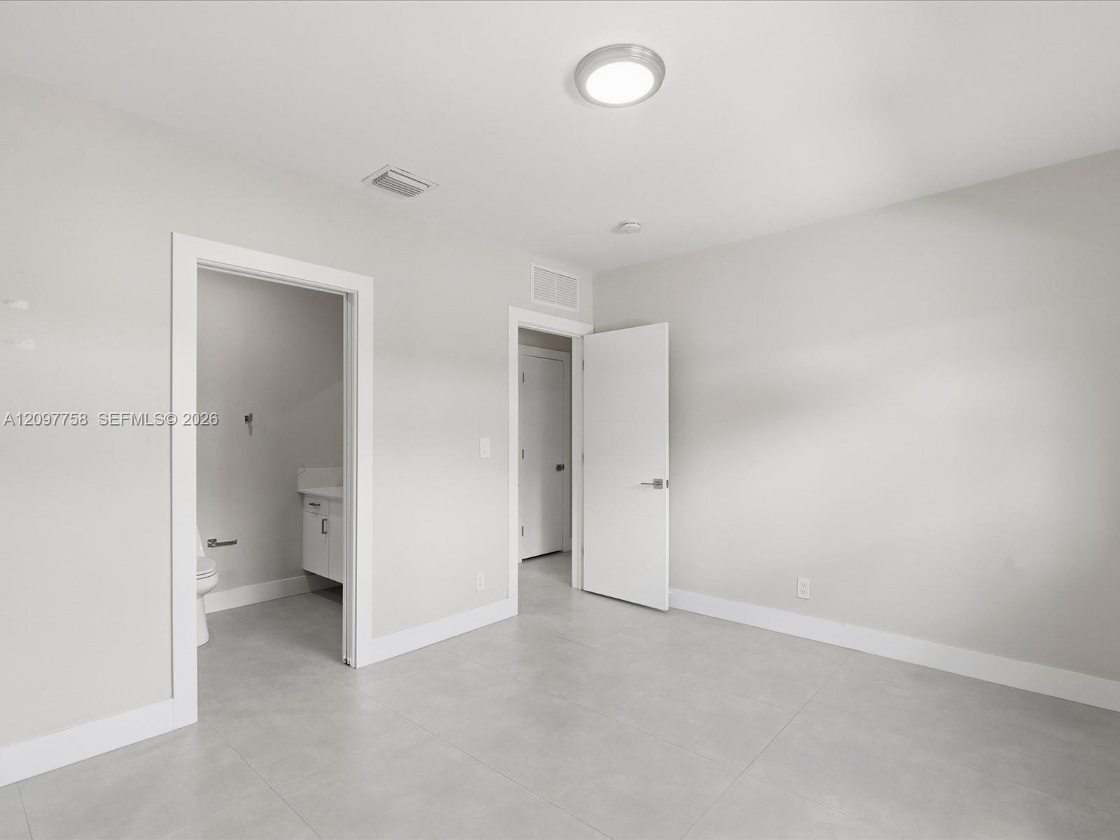 8440 SW 34th Terrace