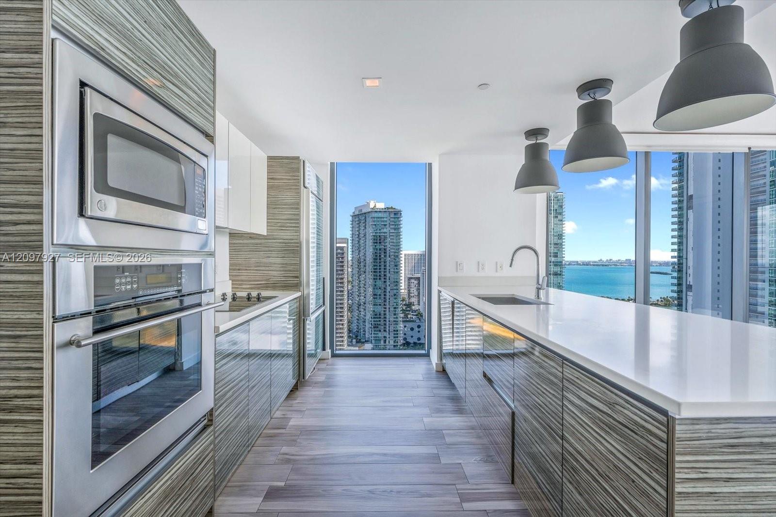 460 NE 28th Street