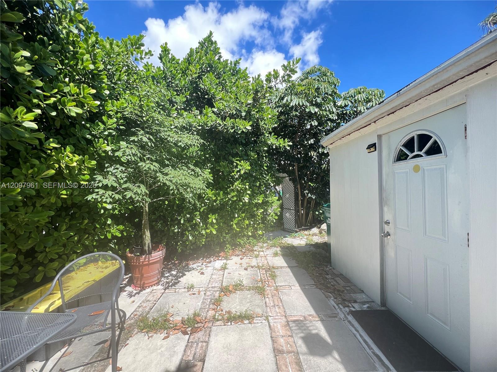 5400 SW 140th Place