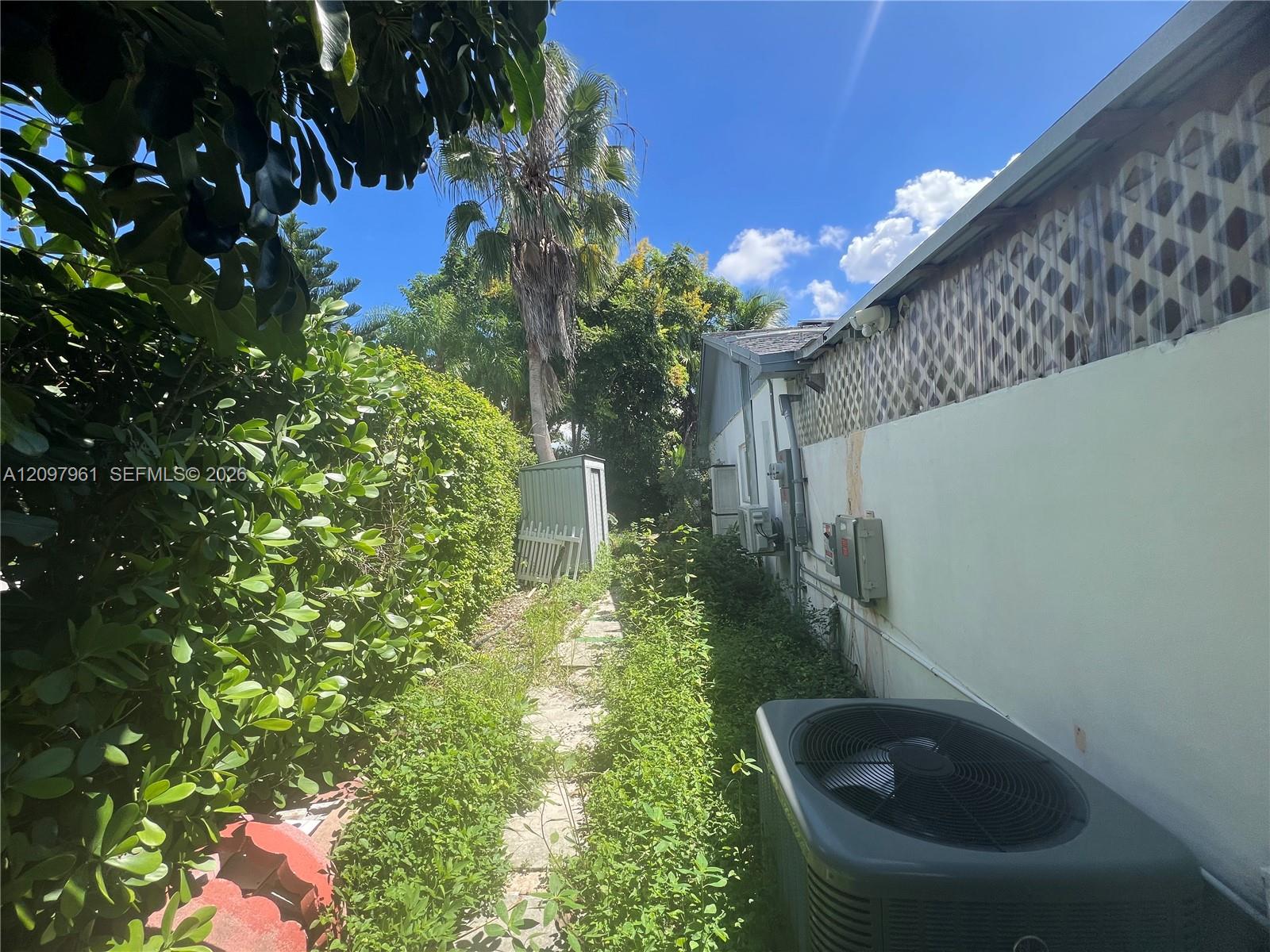 5400 SW 140th Place