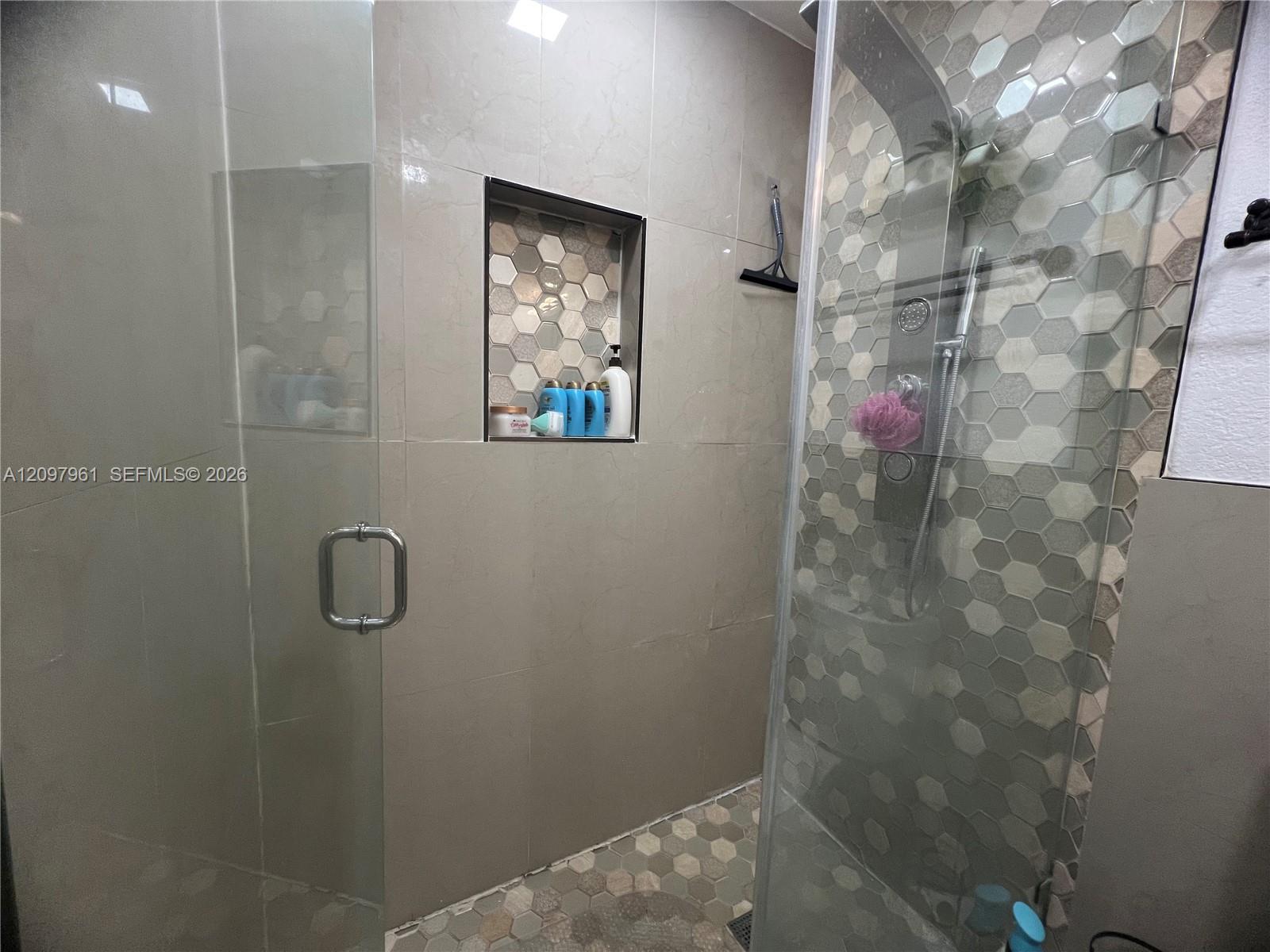 5400 SW 140th Place