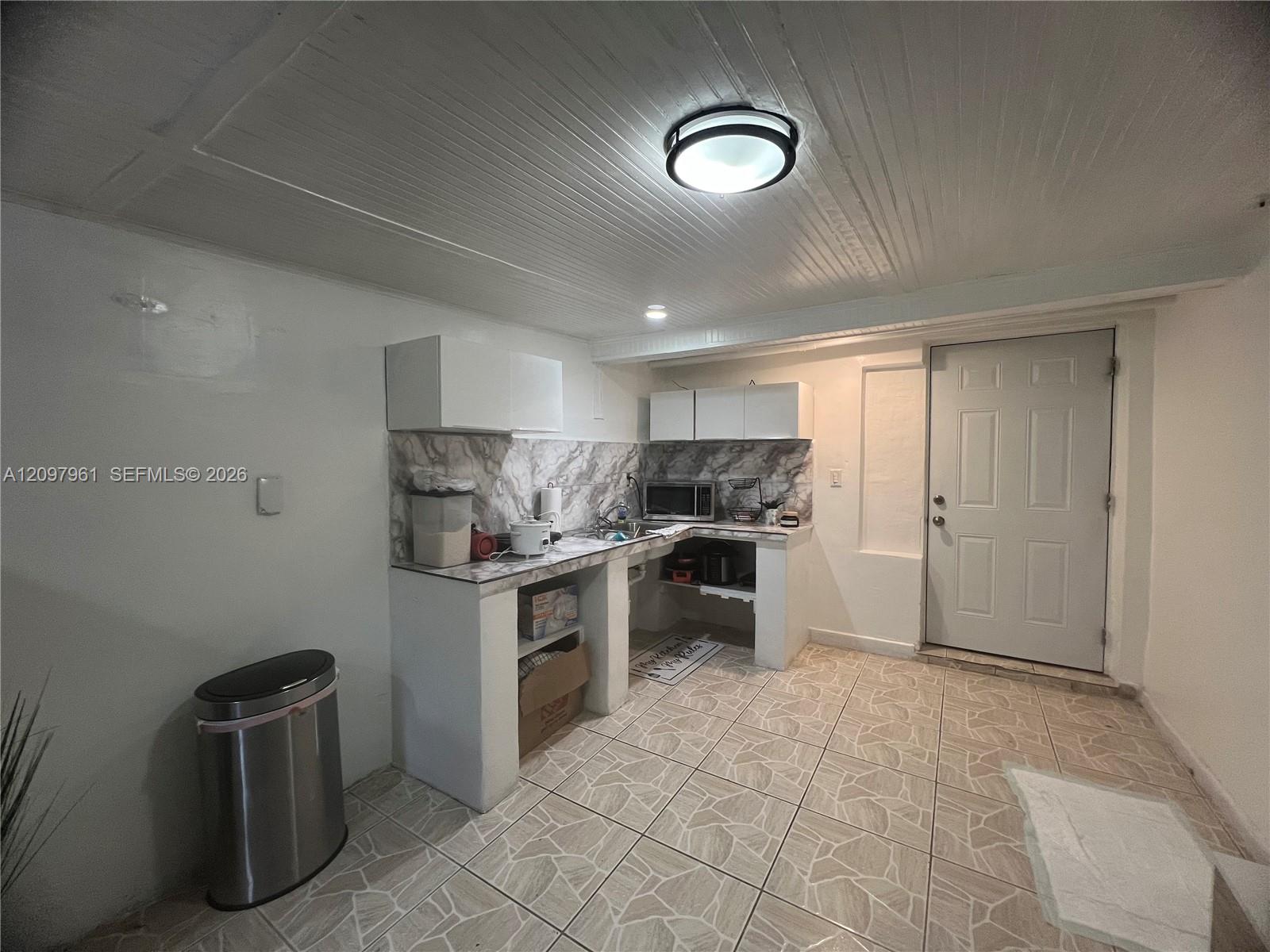 5400 SW 140th Place