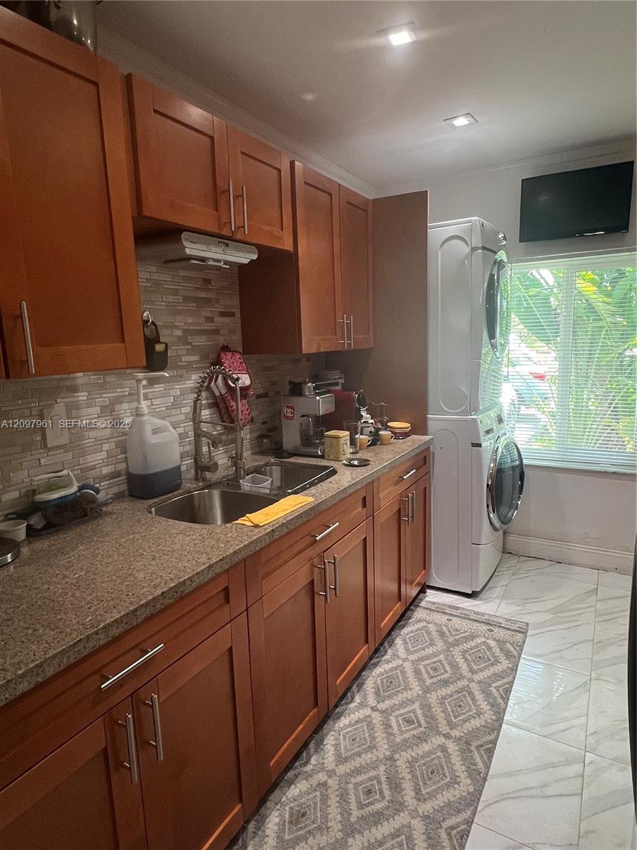 5400 SW 140th Place