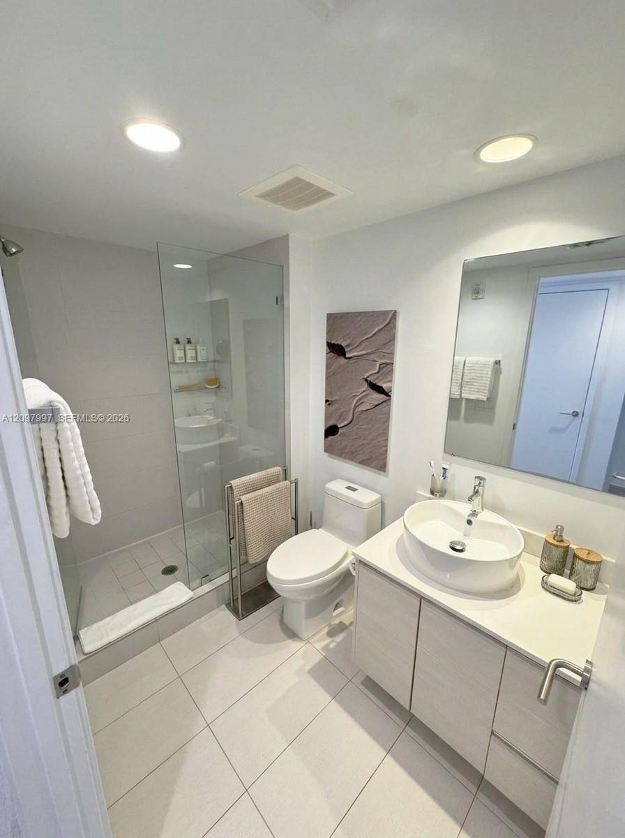 2602 E Hallandale Beach Boulevard gallery image #10