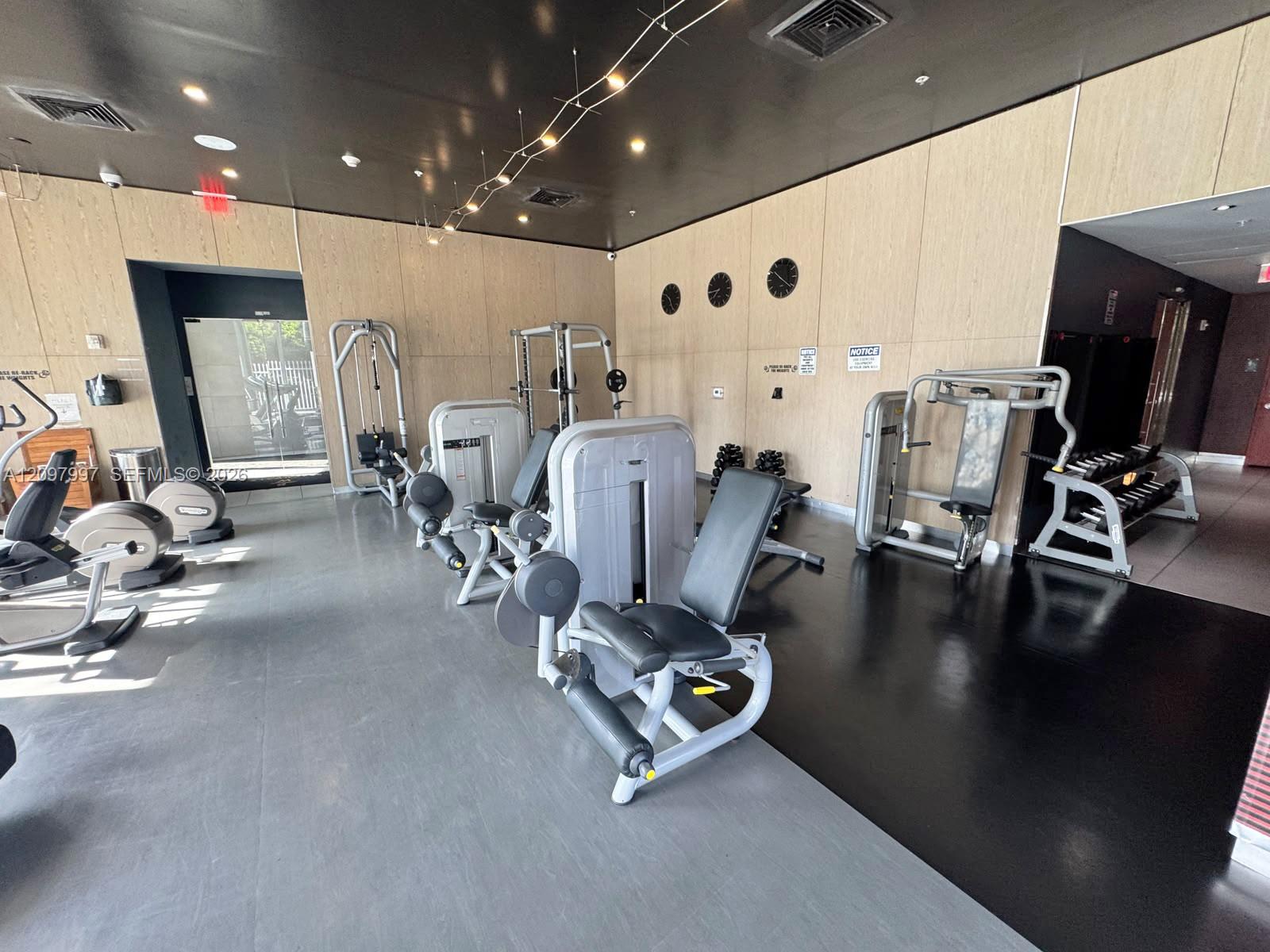 2602 E Hallandale Beach Boulevard gallery image #12