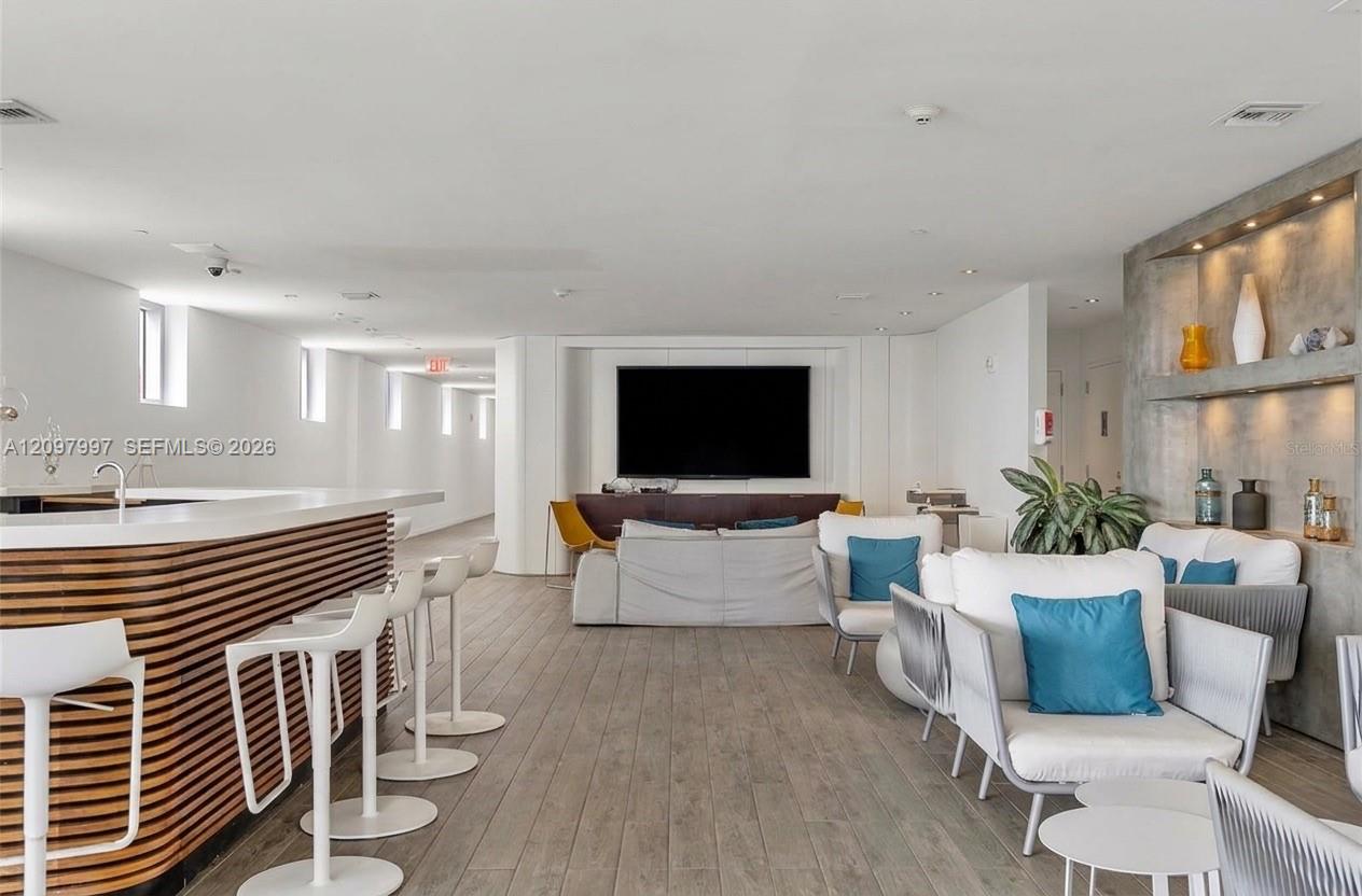 2602 E Hallandale Beach Boulevard gallery image #21