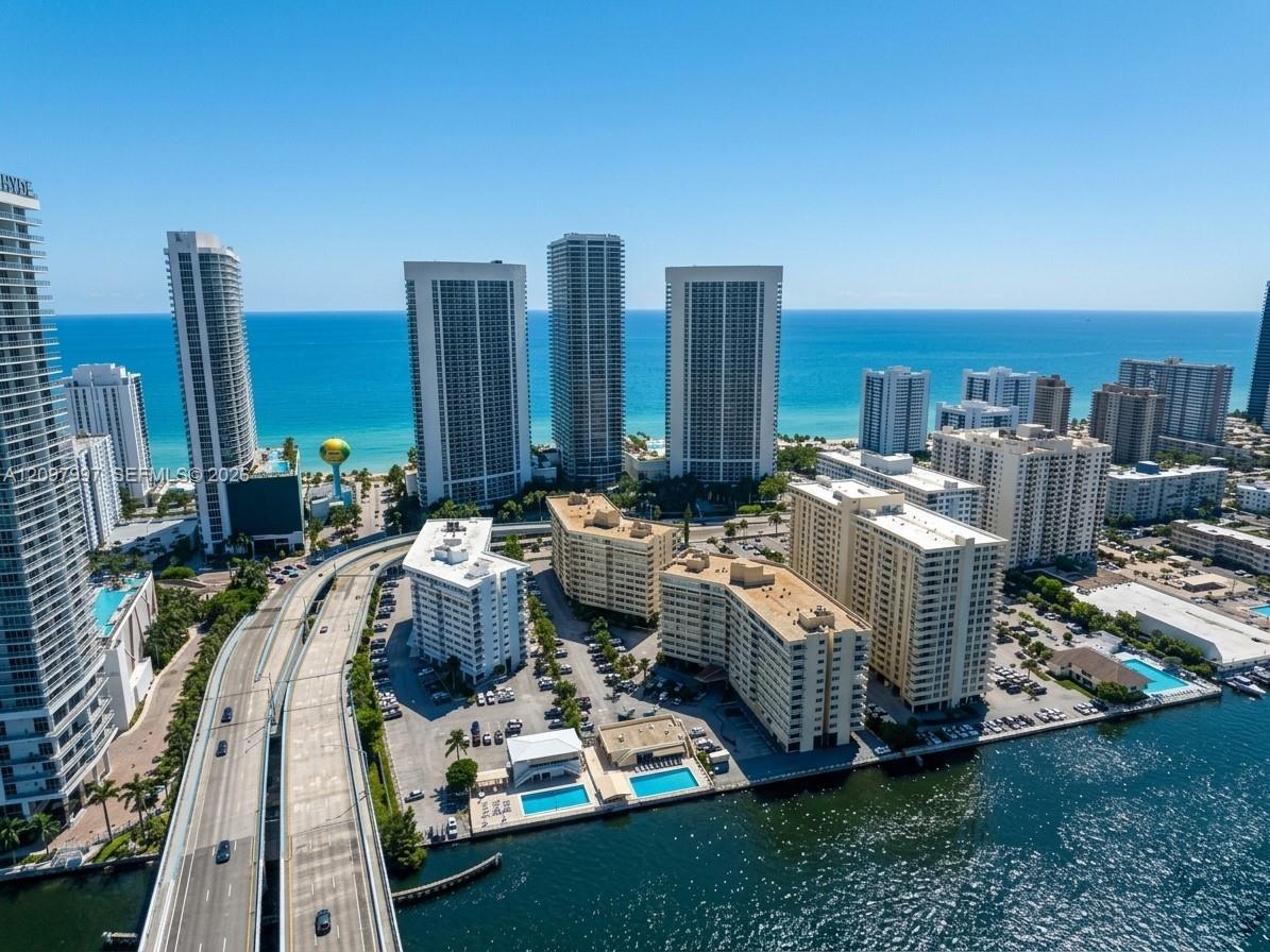 2602 E Hallandale Beach Boulevard gallery image #57