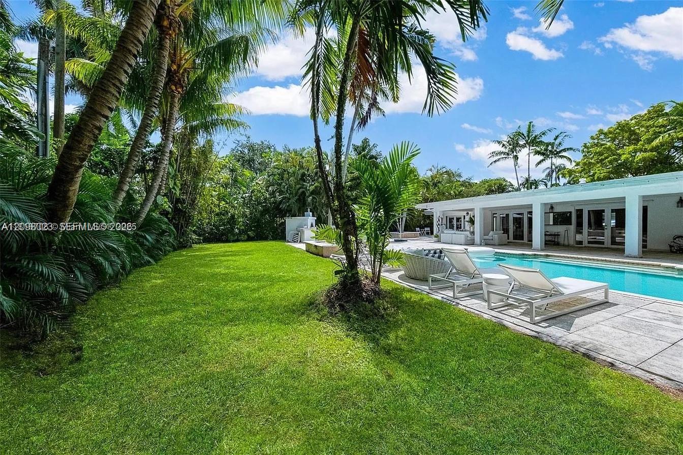 1255 NE 93rd Street