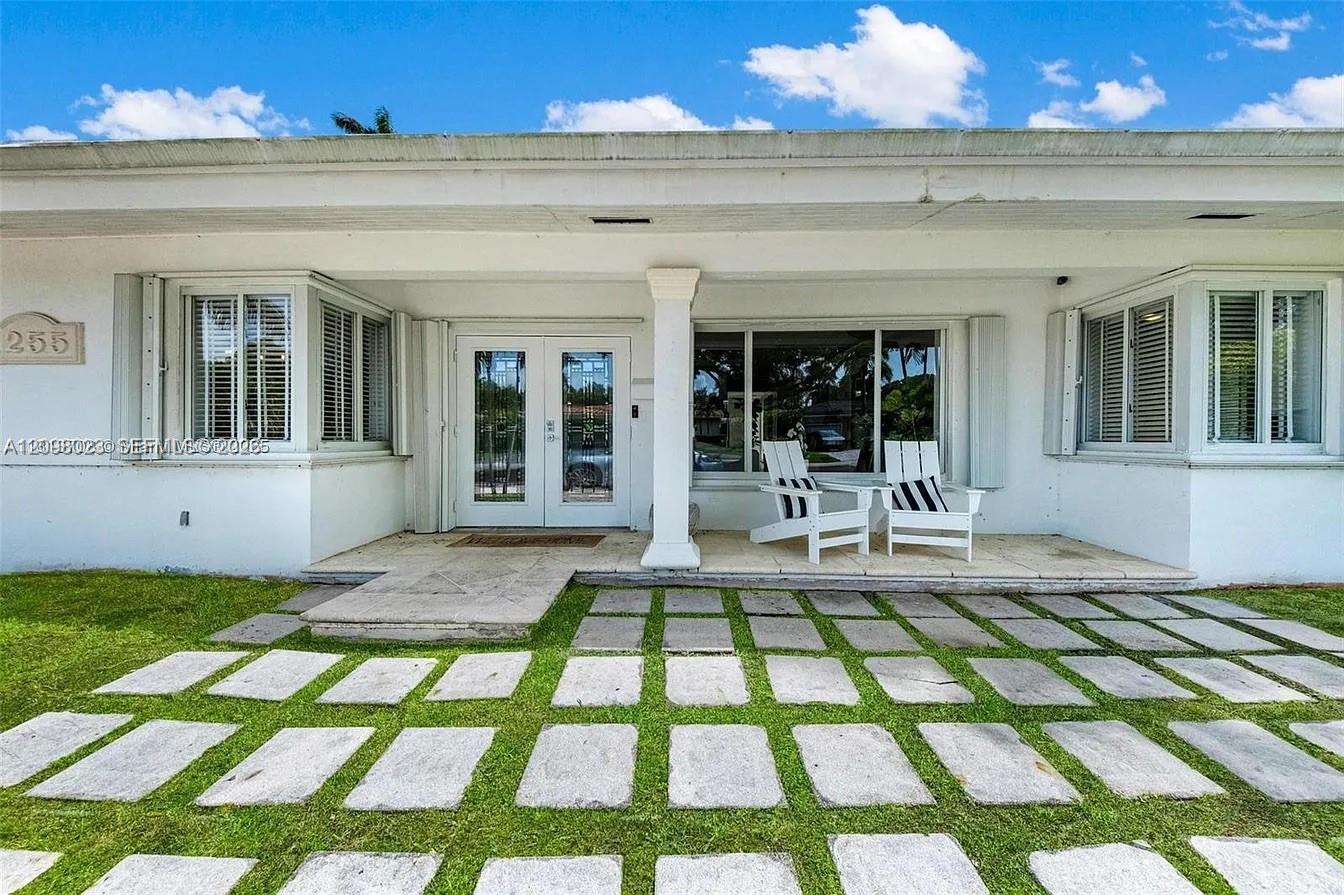 1255 NE 93rd Street