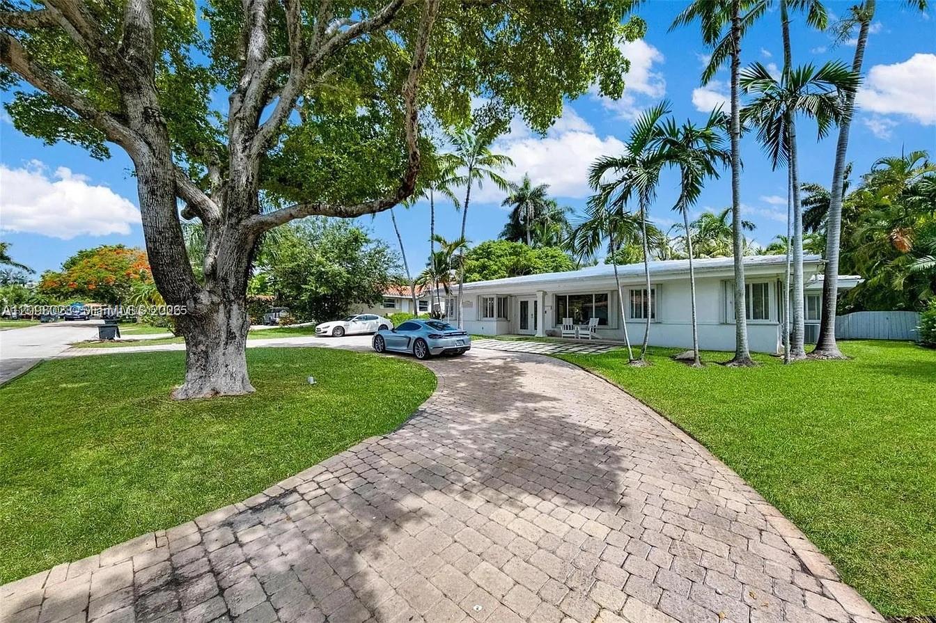 1255 NE 93rd Street