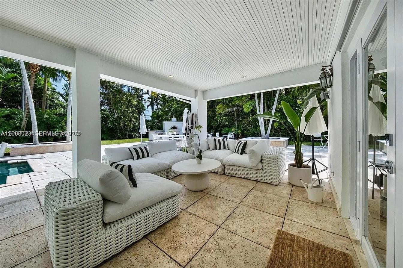 1255 NE 93rd Street