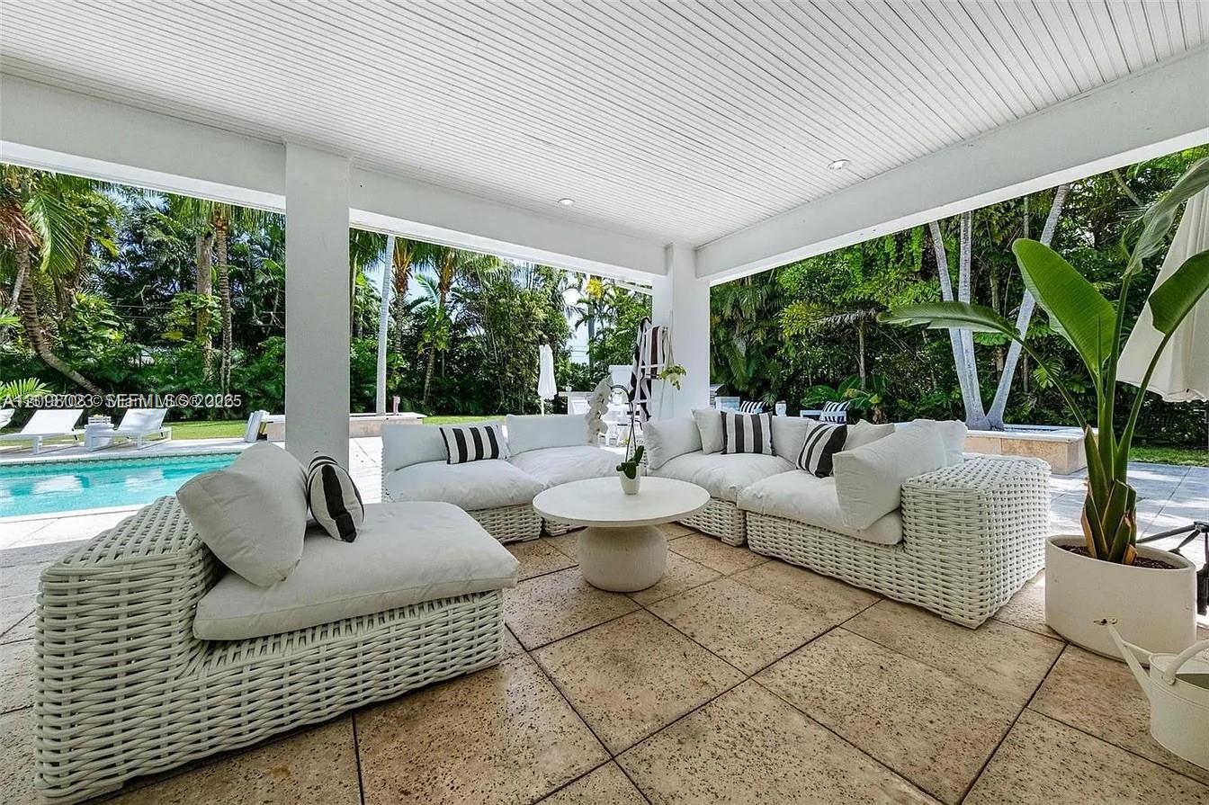 1255 NE 93rd Street