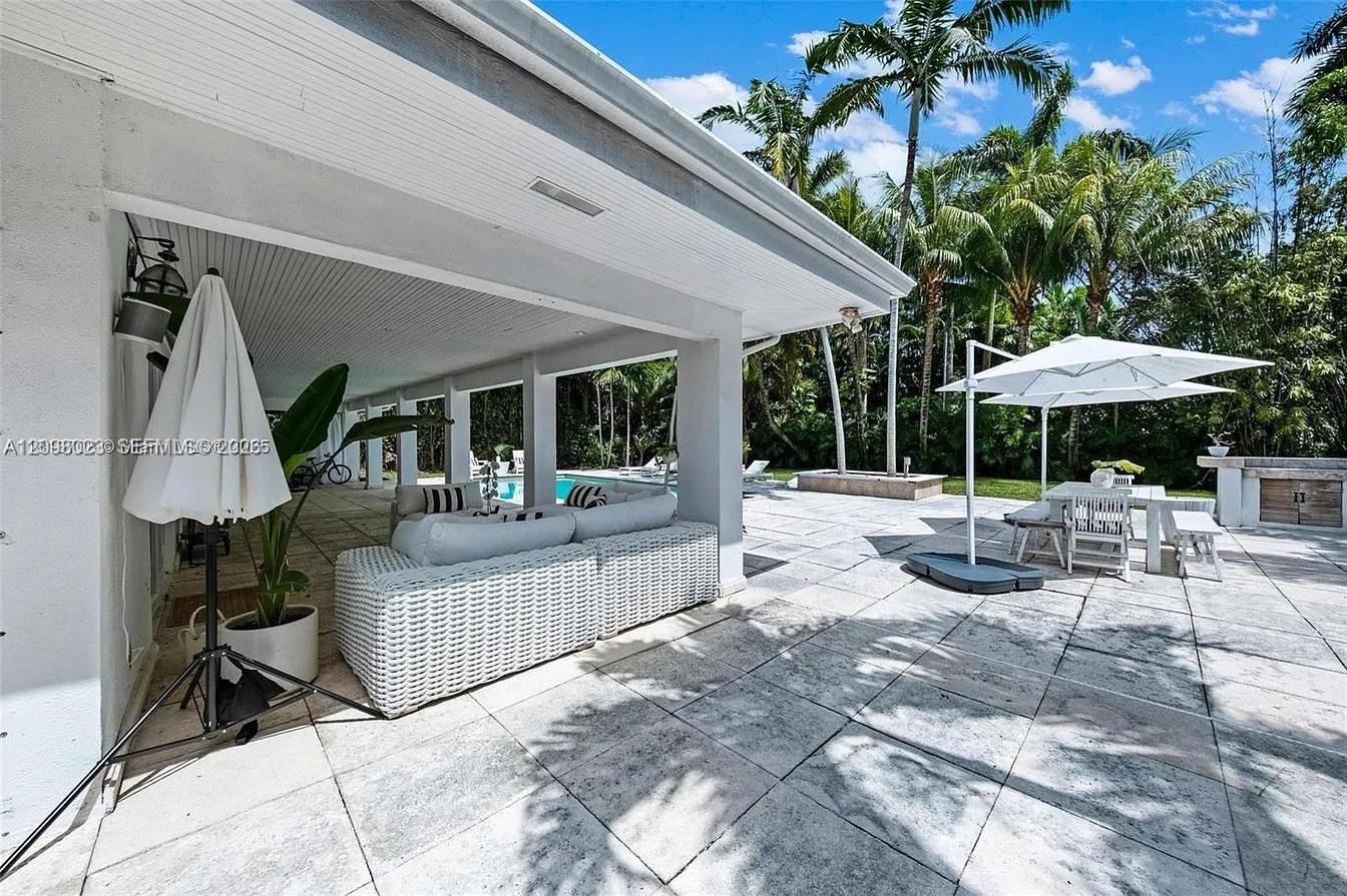 1255 NE 93rd Street